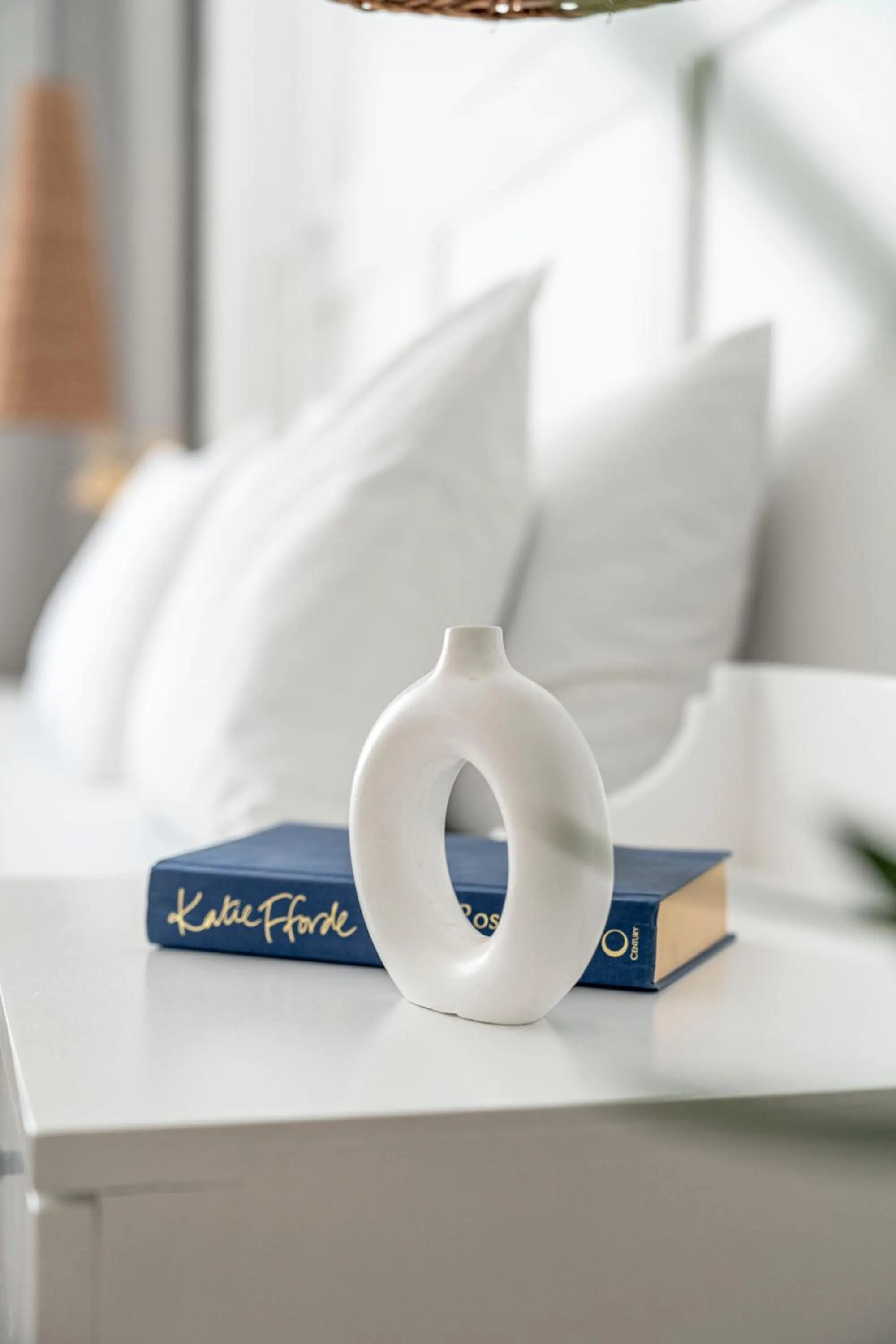 Decorative detail, Bed in Sandal Alaçatı - Adult Only