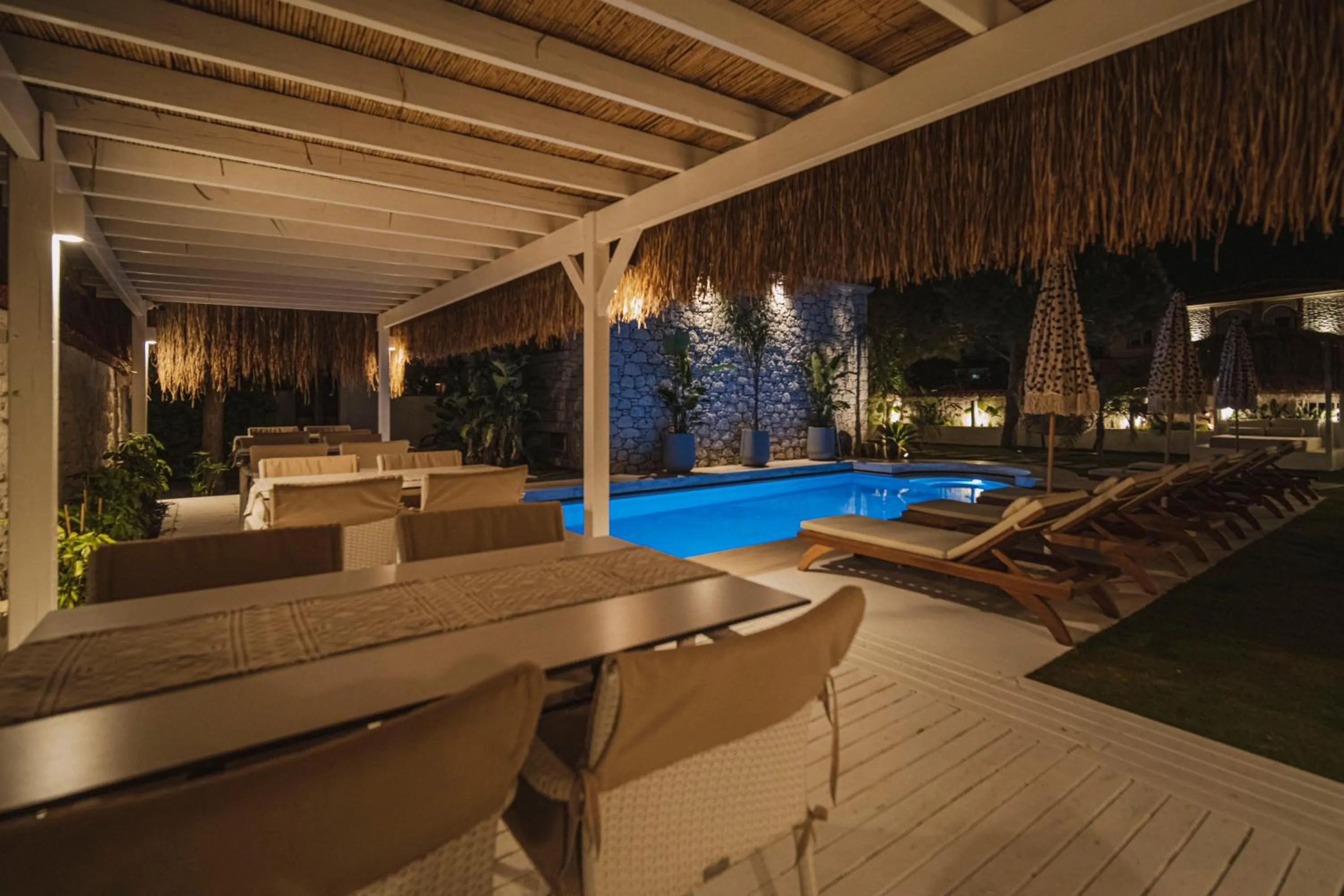 Garden in Sandal Alaçatı - Adult Only