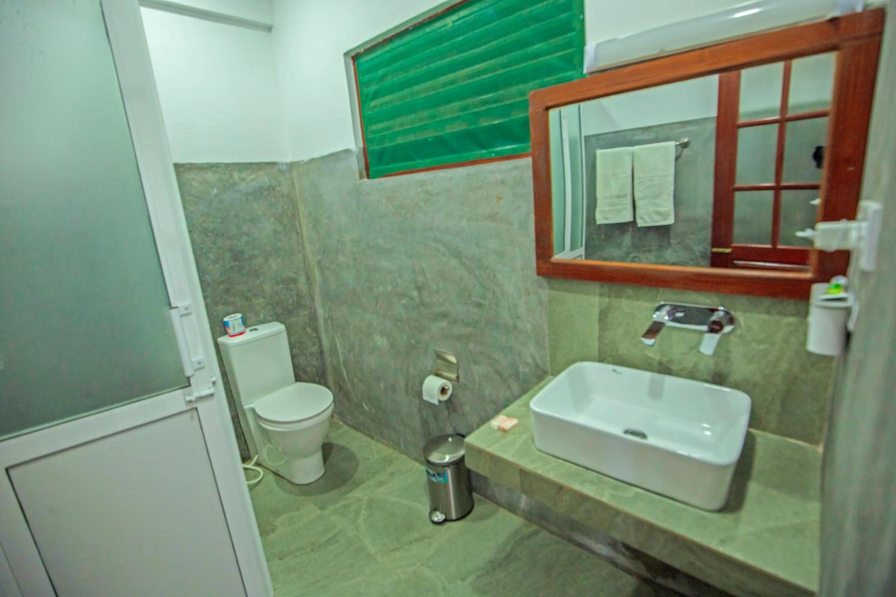 Toilet in Ella Rawana Den Hotel