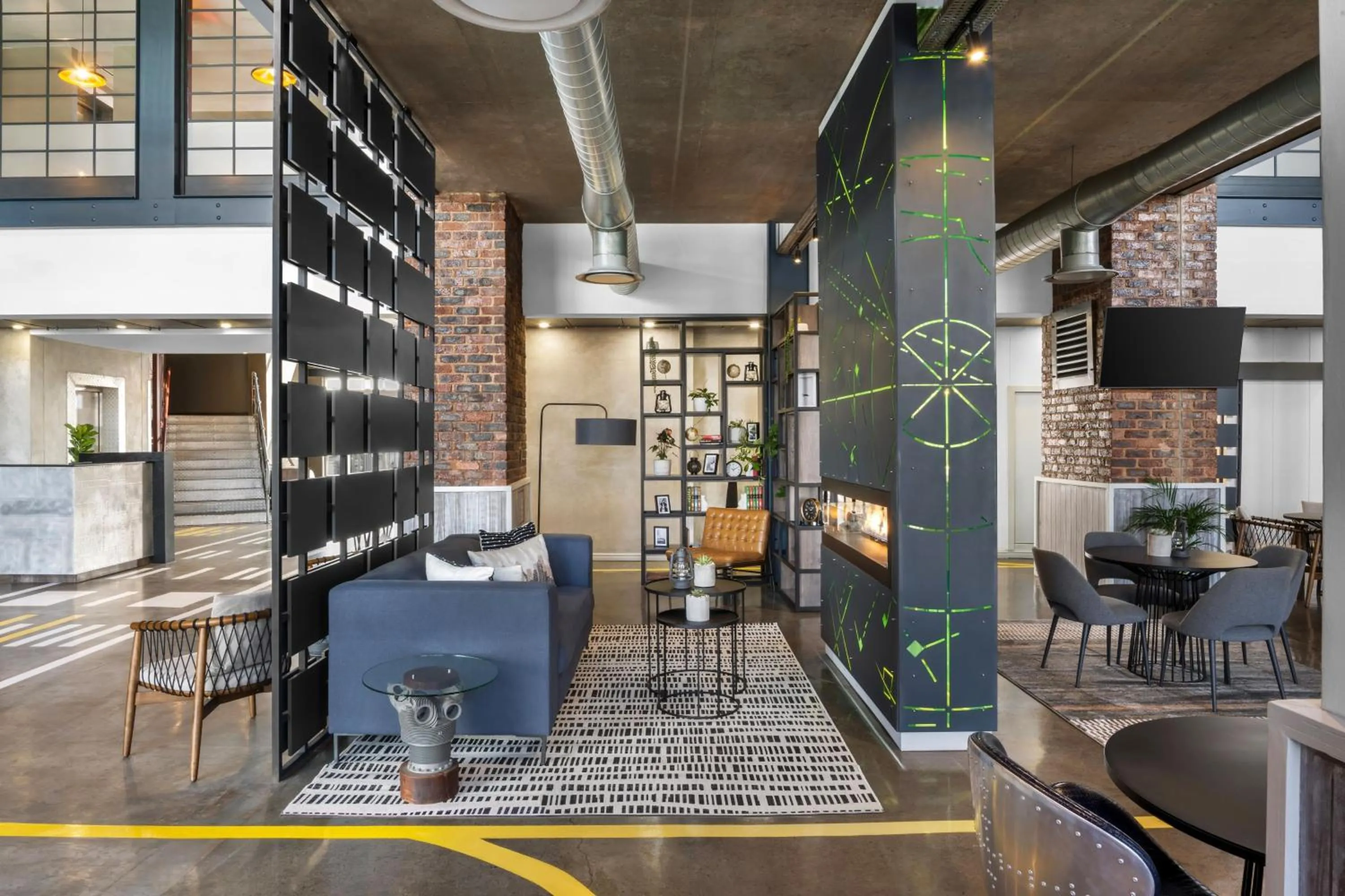 Lobby or reception in Protea Hotel by Marriott O R Tambo Airport