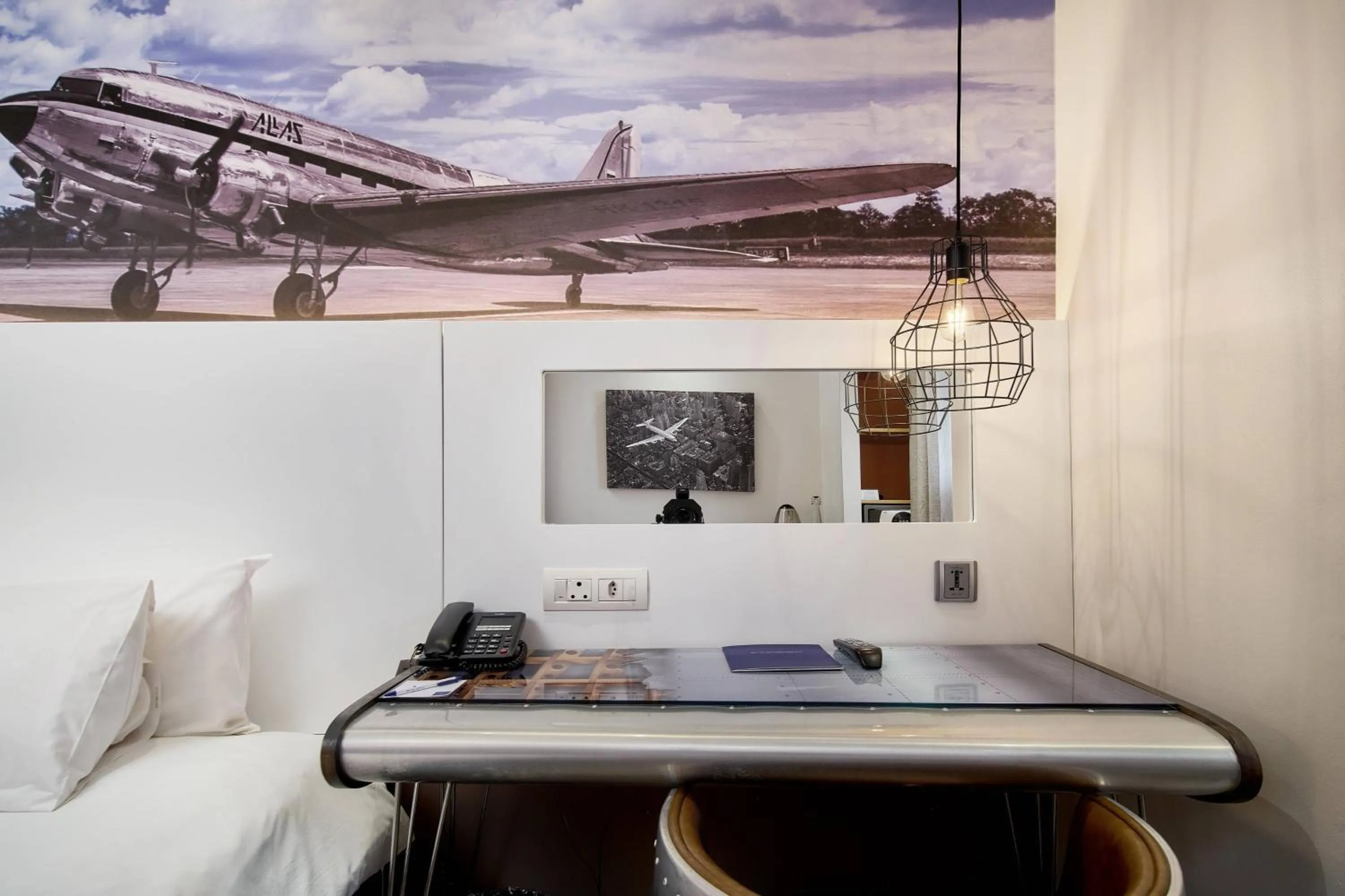 Photo of the whole room, Bed in Protea Hotel by Marriott O R Tambo Airport