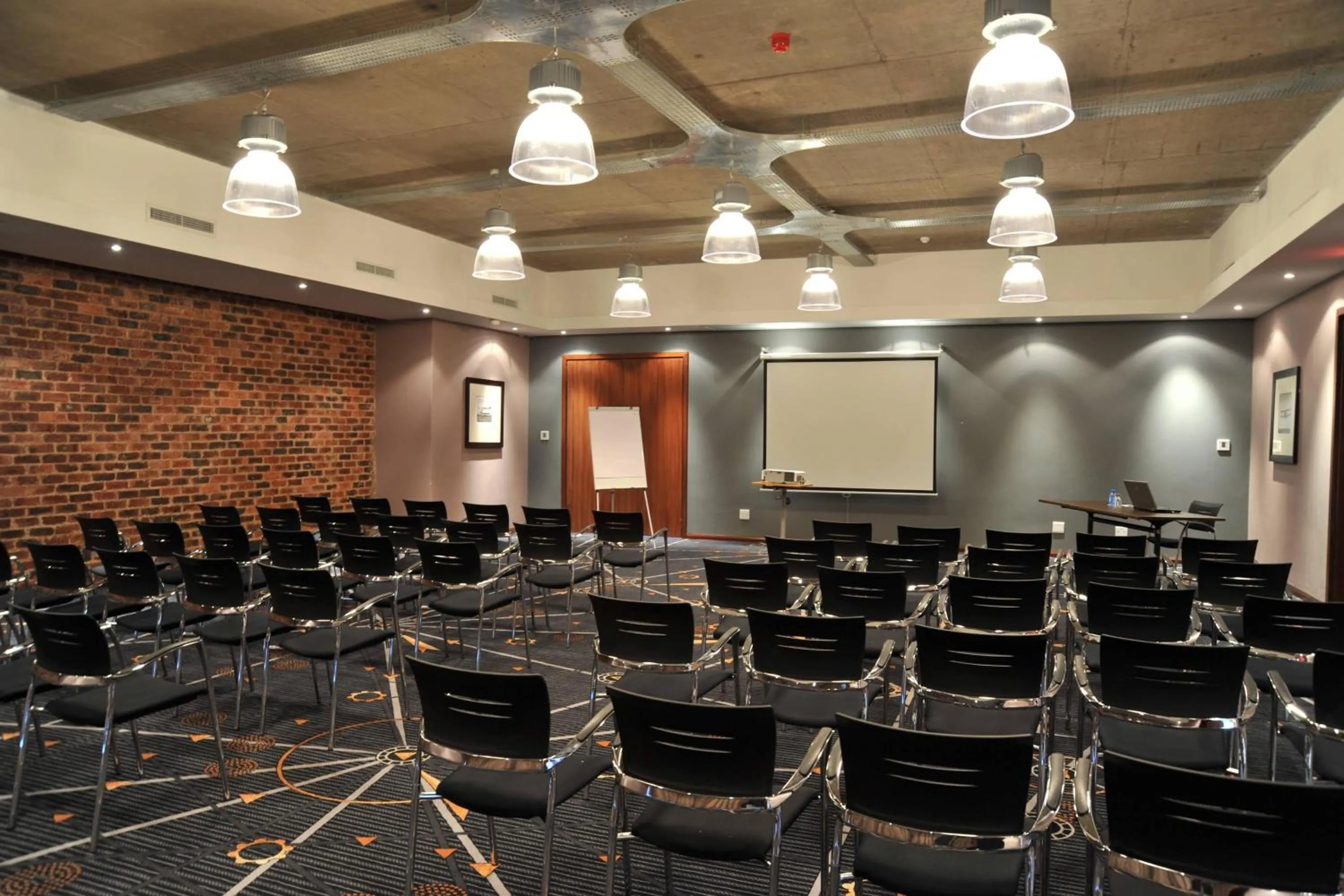 Meeting/conference room in Protea Hotel by Marriott O R Tambo Airport