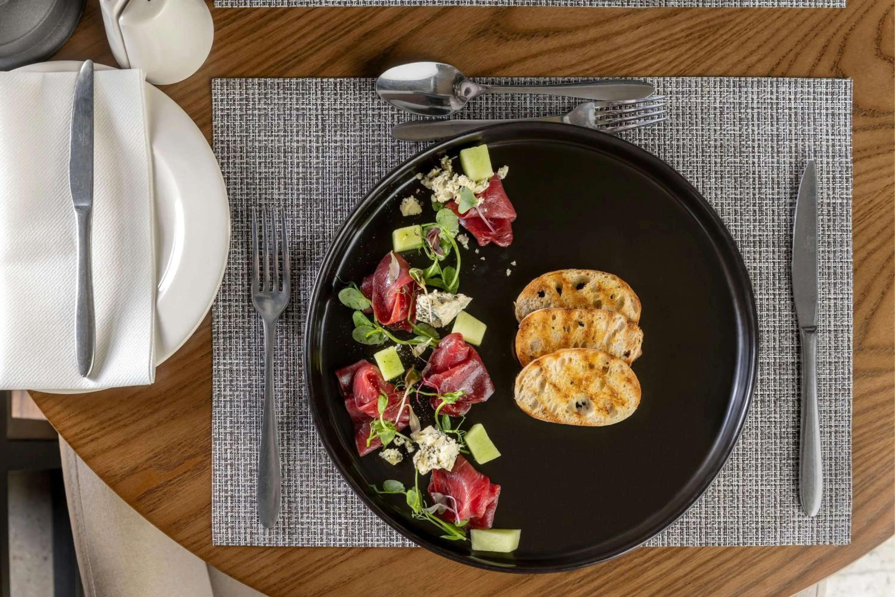 Restaurant/places to eat in Protea Hotel by Marriott O R Tambo Airport