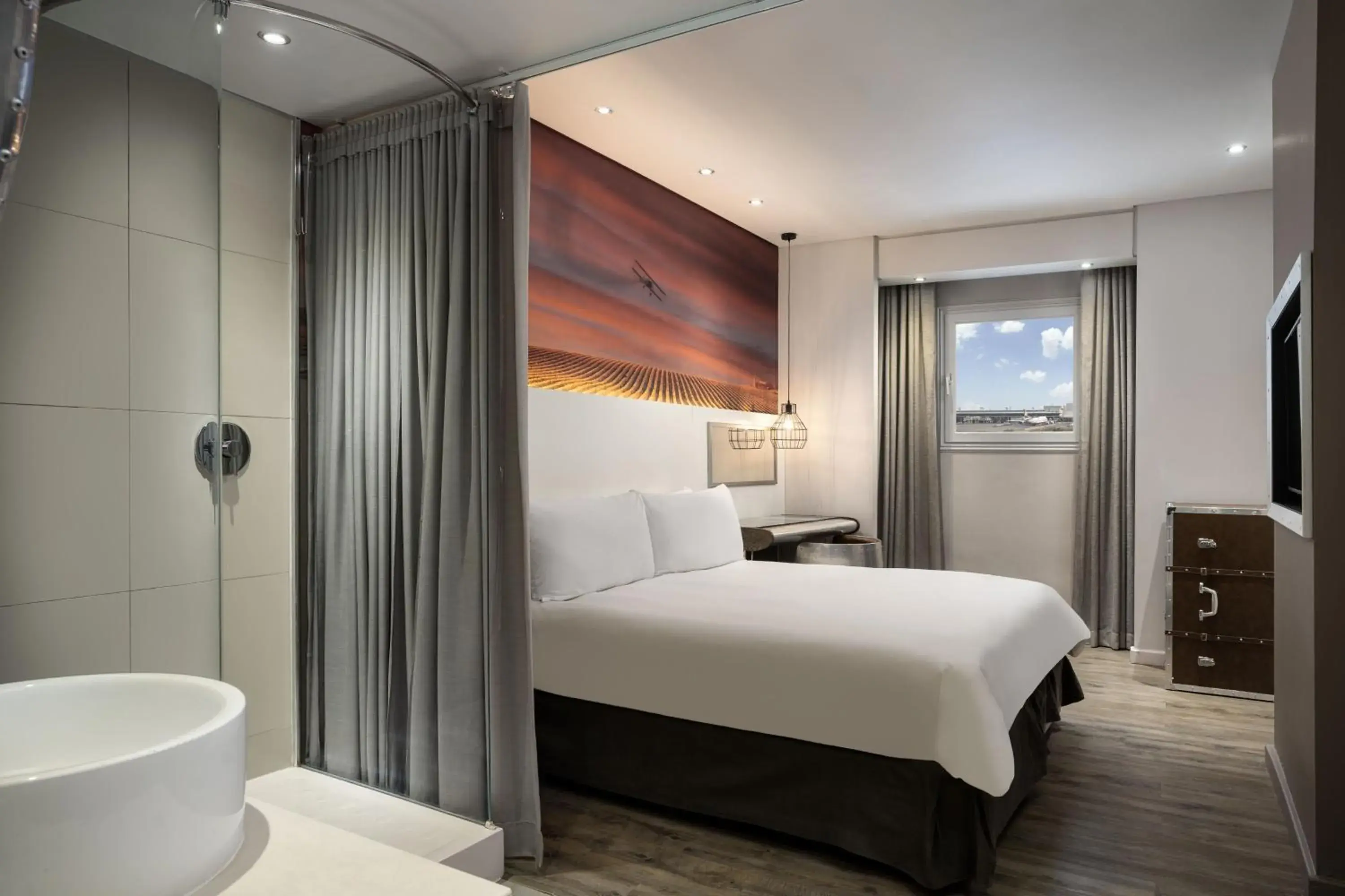 Guest room, 1 King Bed in Protea Hotel by Marriott O R Tambo Airport Guest room, 1 King Bed in Protea Hotel by Marriott O R Tambo Airport