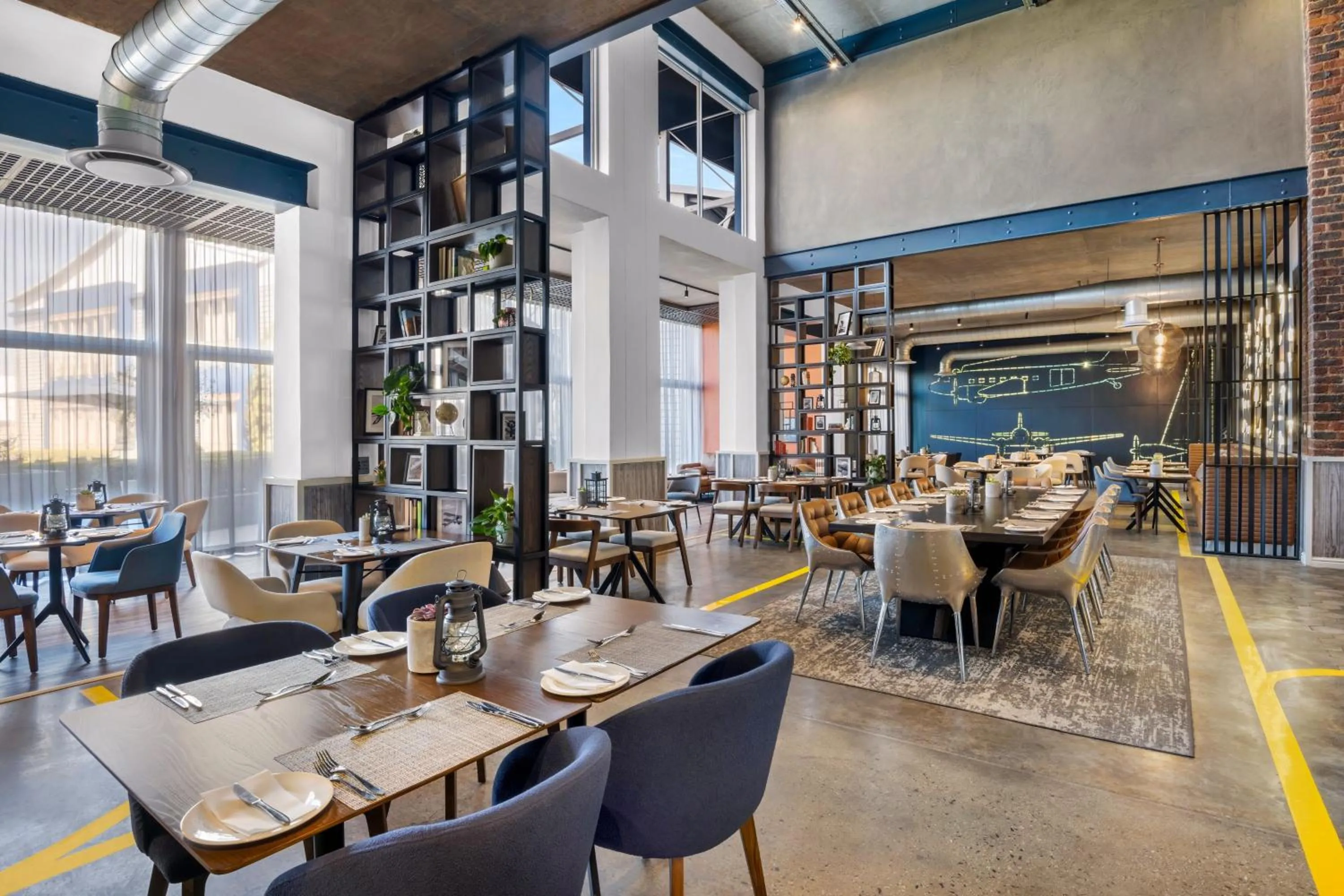 Restaurant/places to eat in Protea Hotel by Marriott O R Tambo Airport