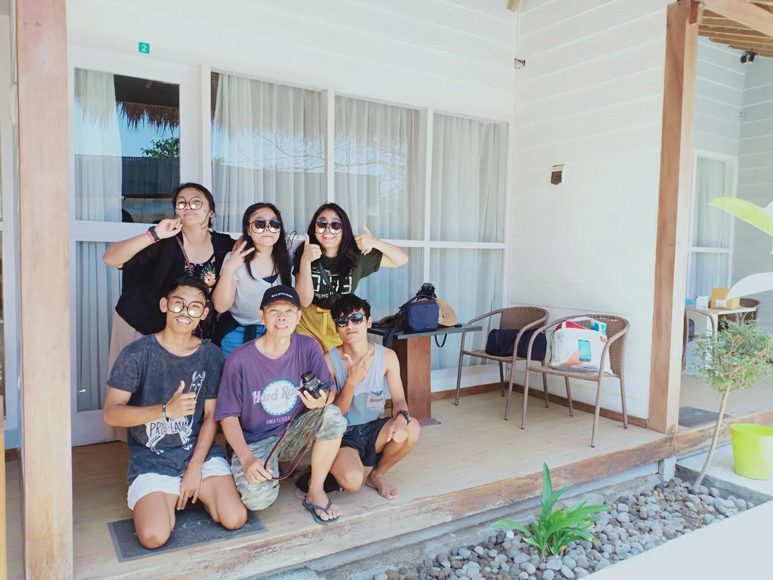 Staff in Villa PhyPhy