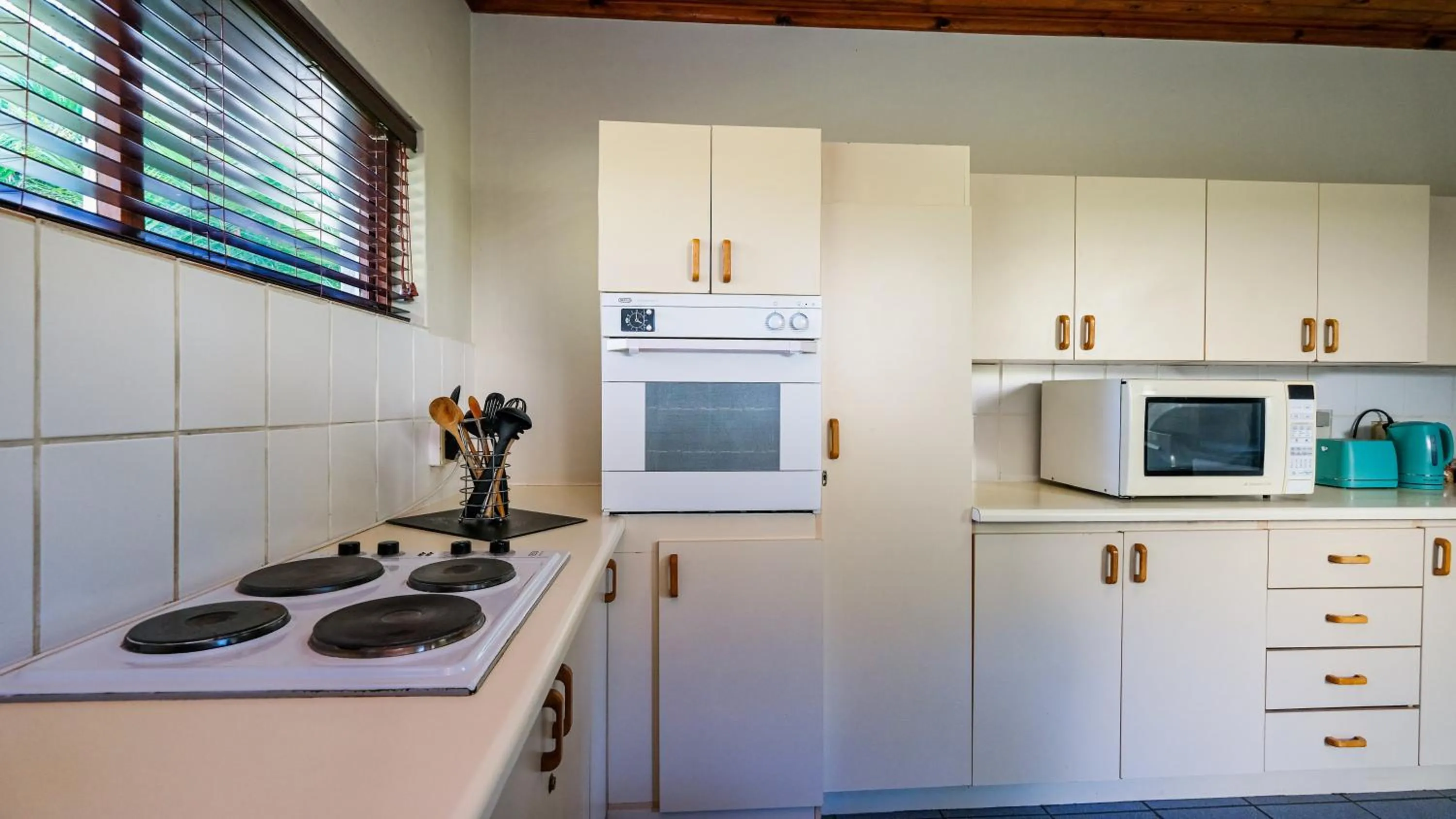 kitchen in Hildesheim Guest Lodge