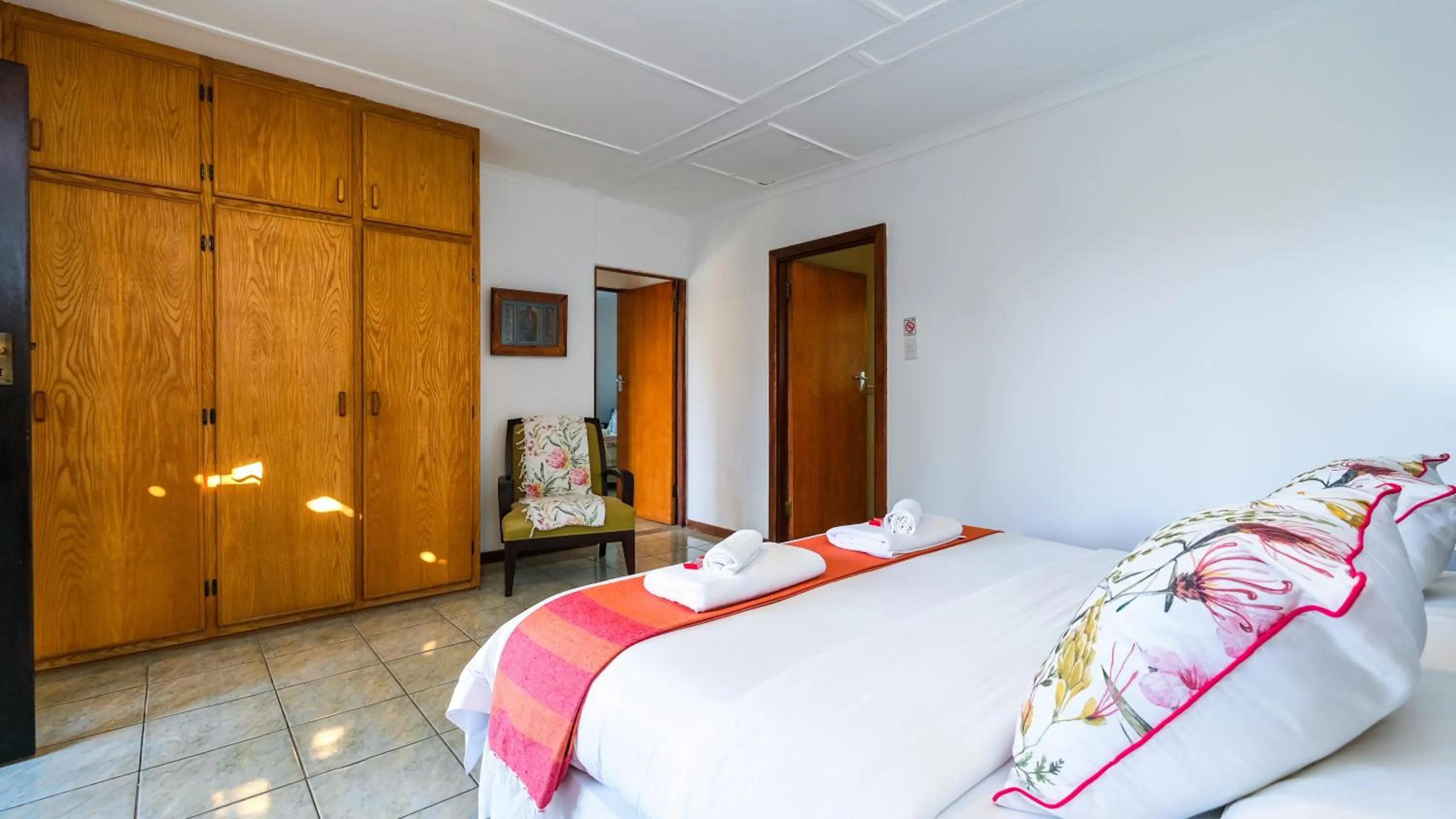 Bedroom, Bed in Hildesheim Guest Lodge