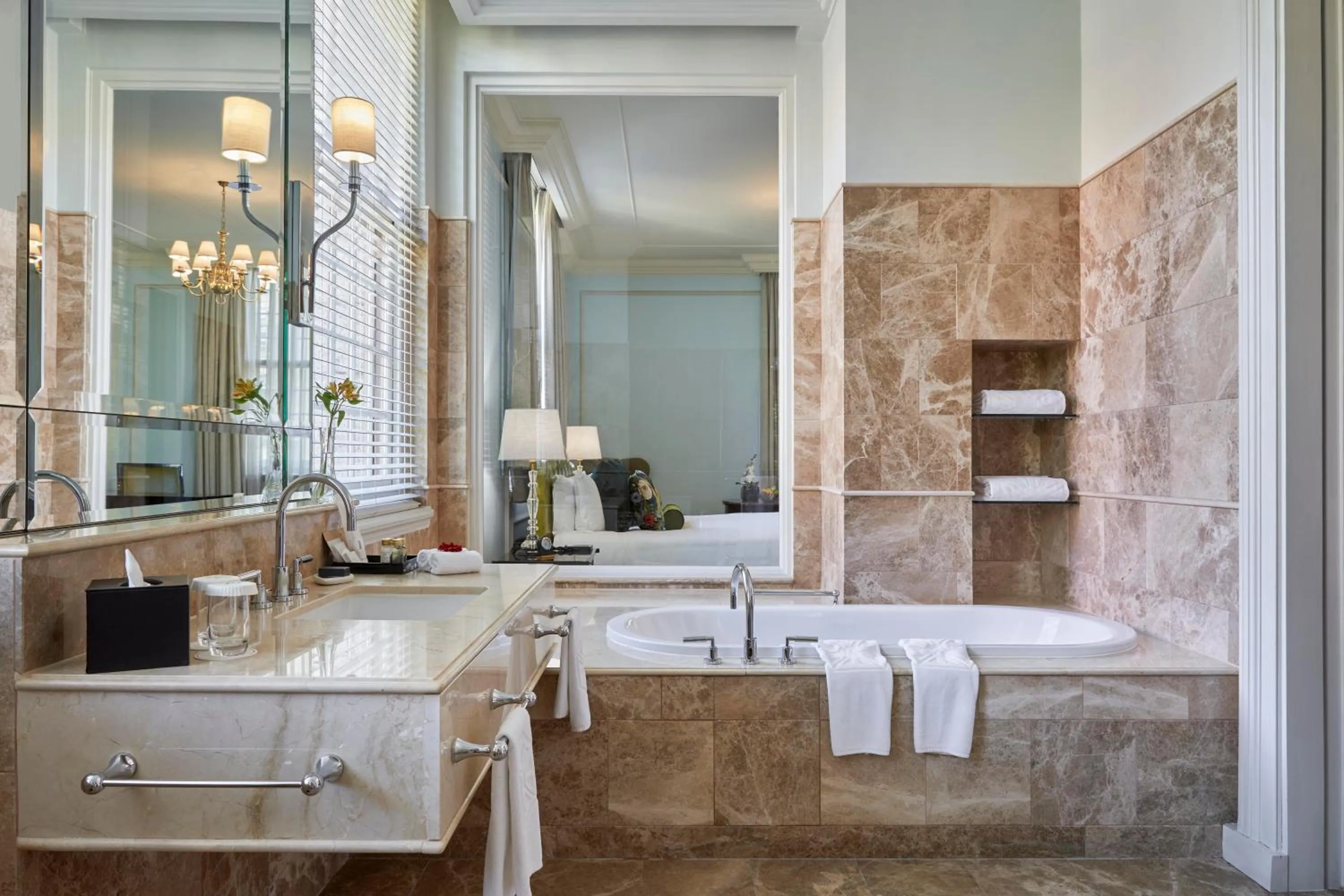 Shower in Taj Cape Town