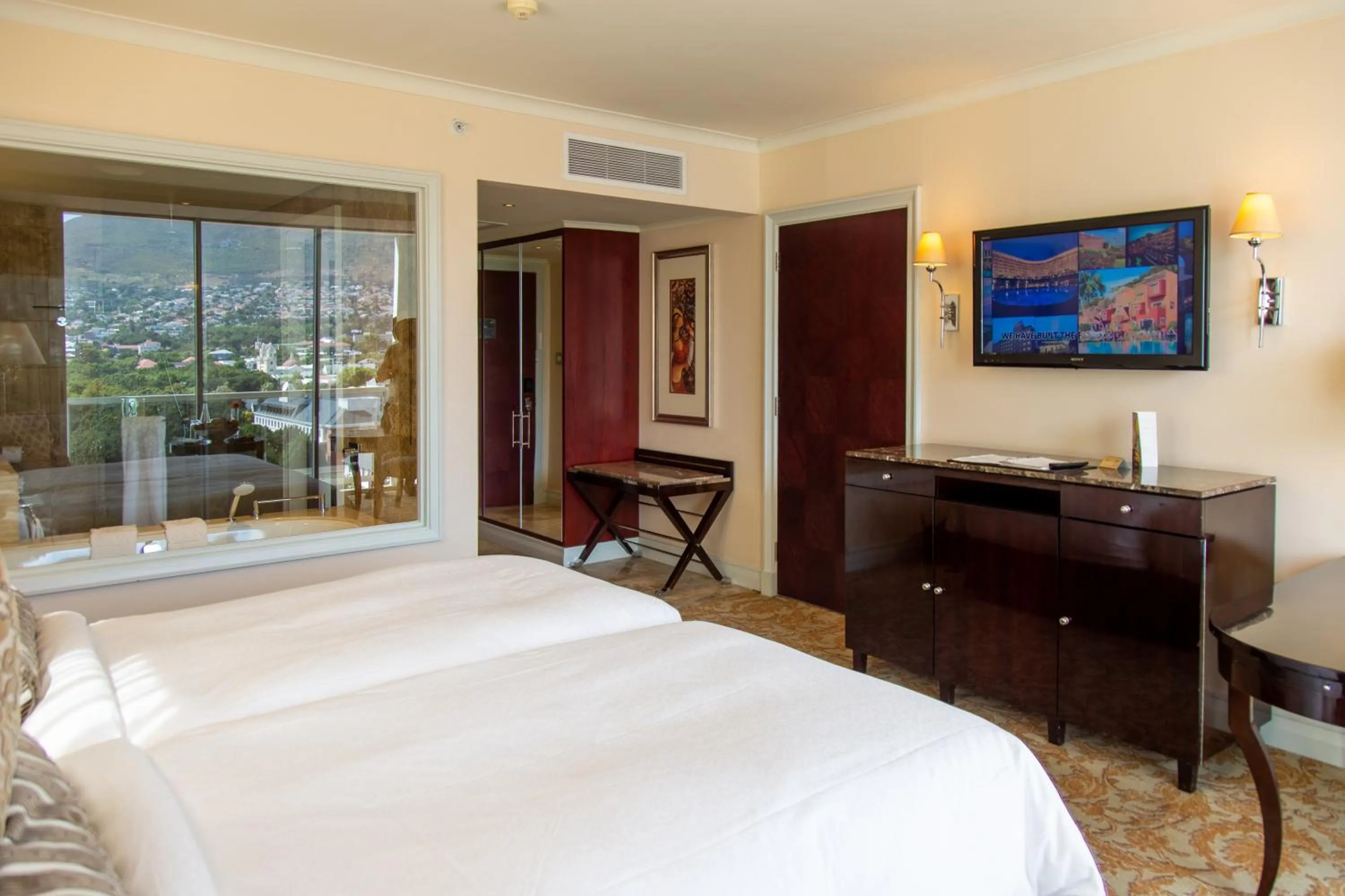 Bed in Taj Cape Town