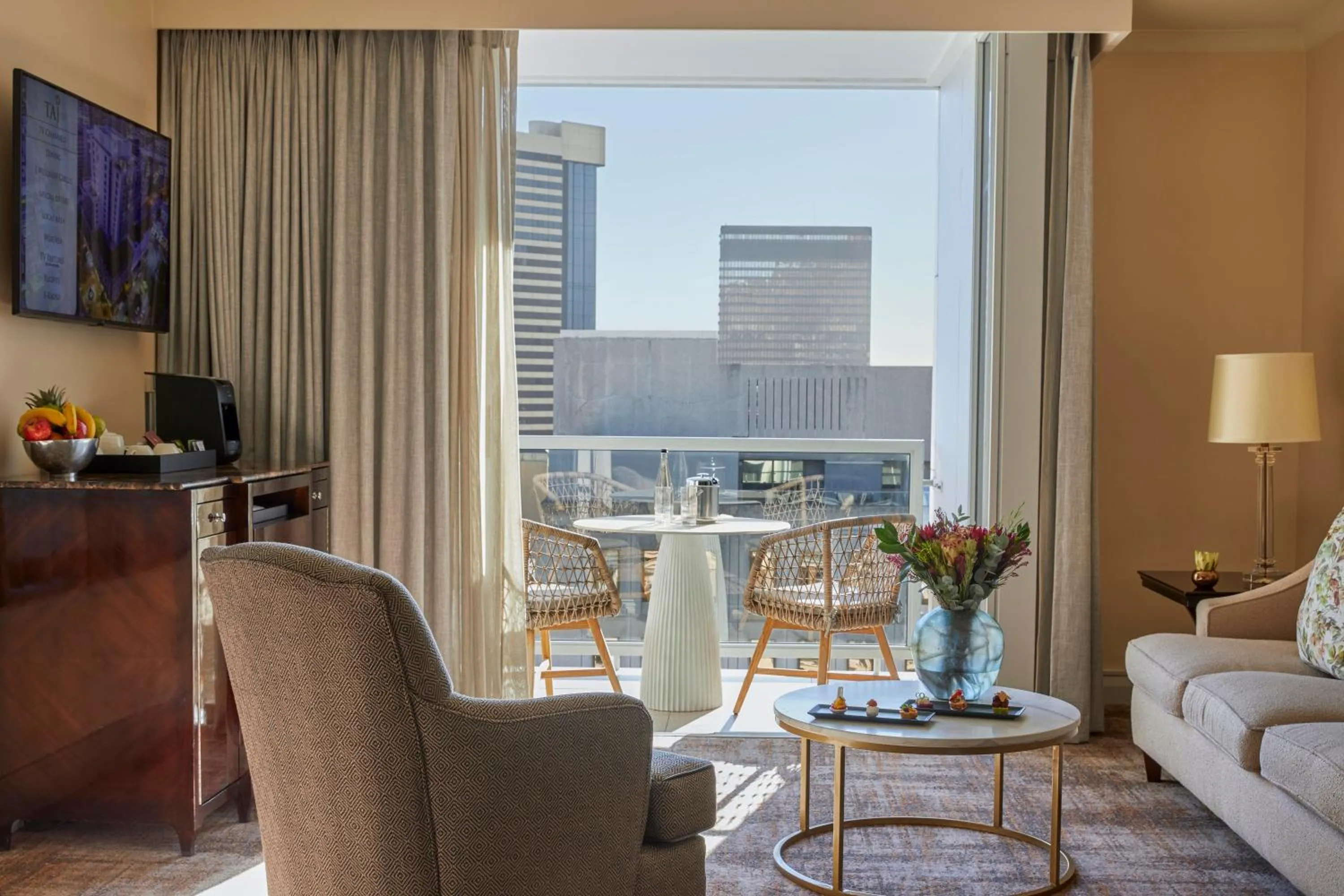 Coffee/tea facilities in Taj Cape Town