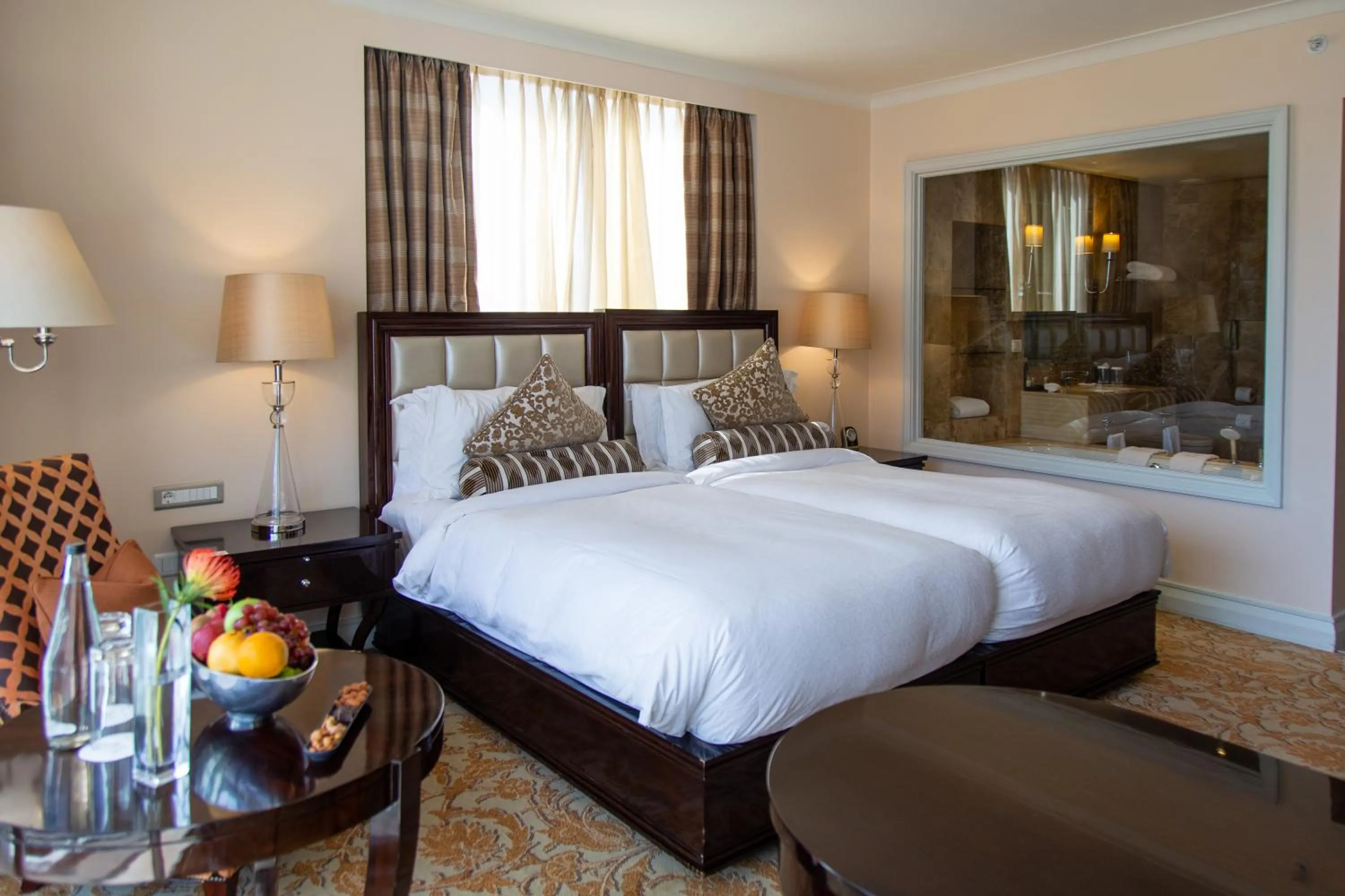 Bedroom, Bed in Taj Cape Town