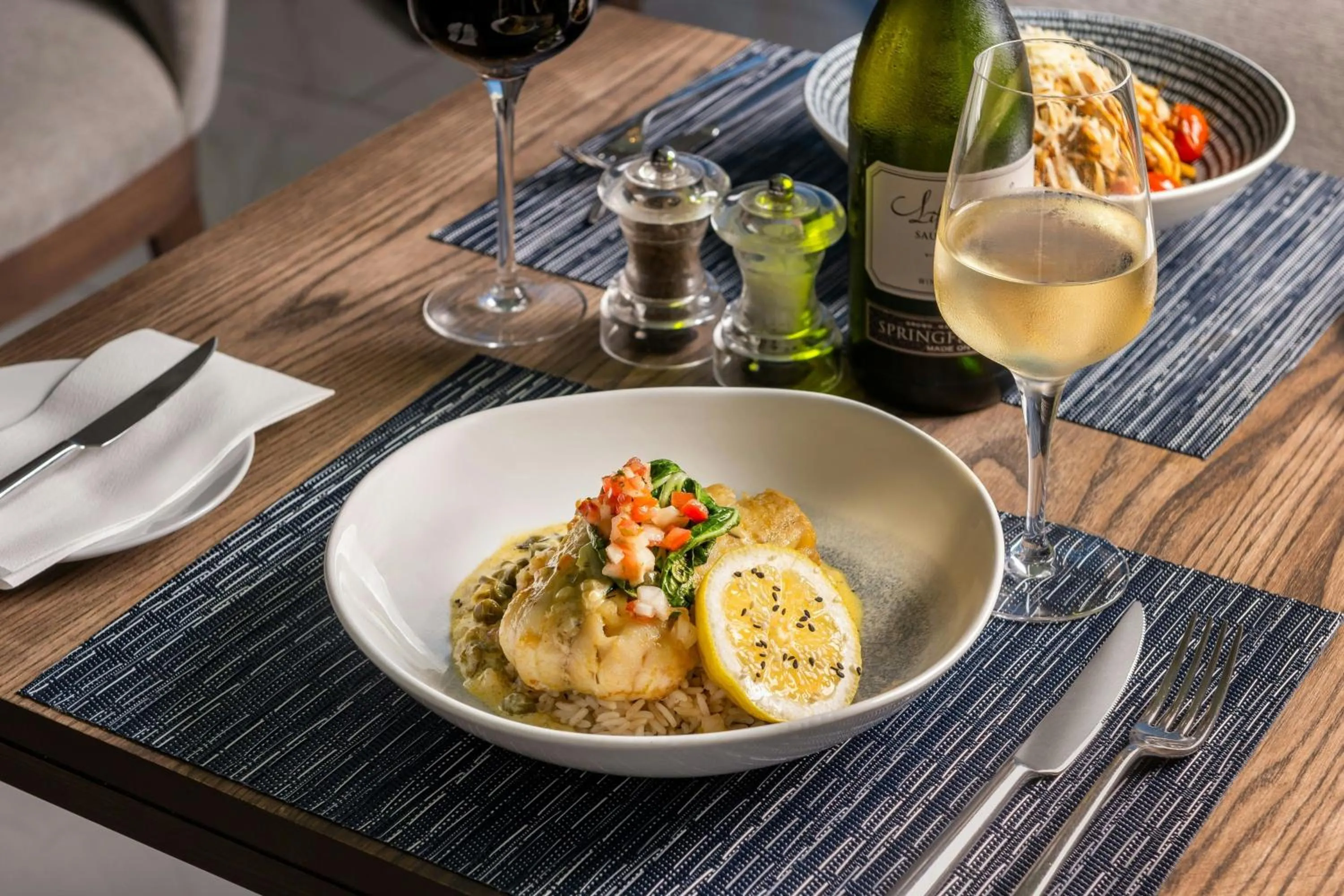 Restaurant/places to eat in Cape Town Marriott Hotel Crystal Towers