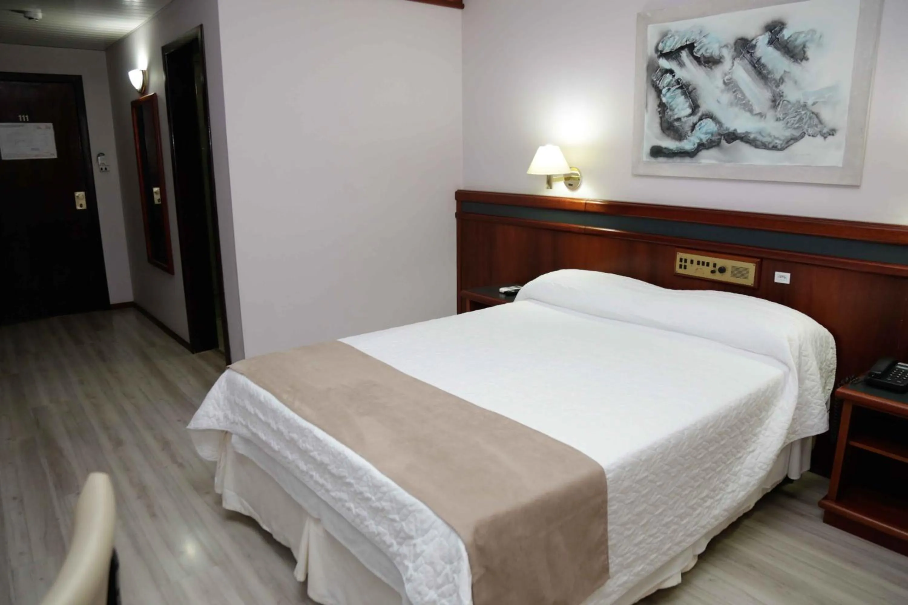 Bedroom, Bed in Susin Hotel