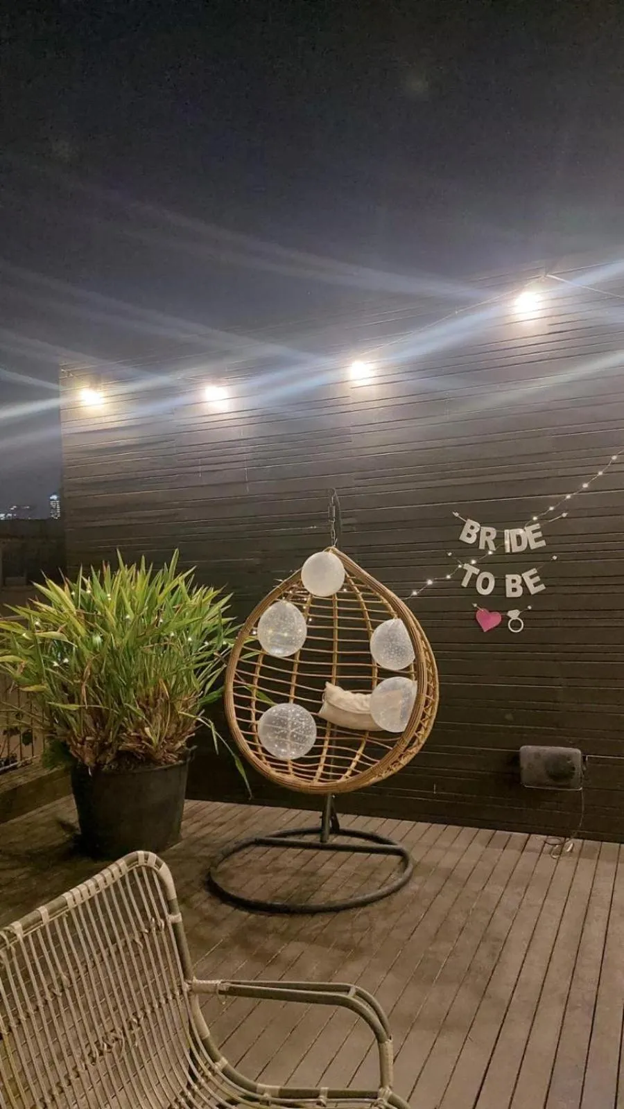 Night in Florentin House - By HOMY