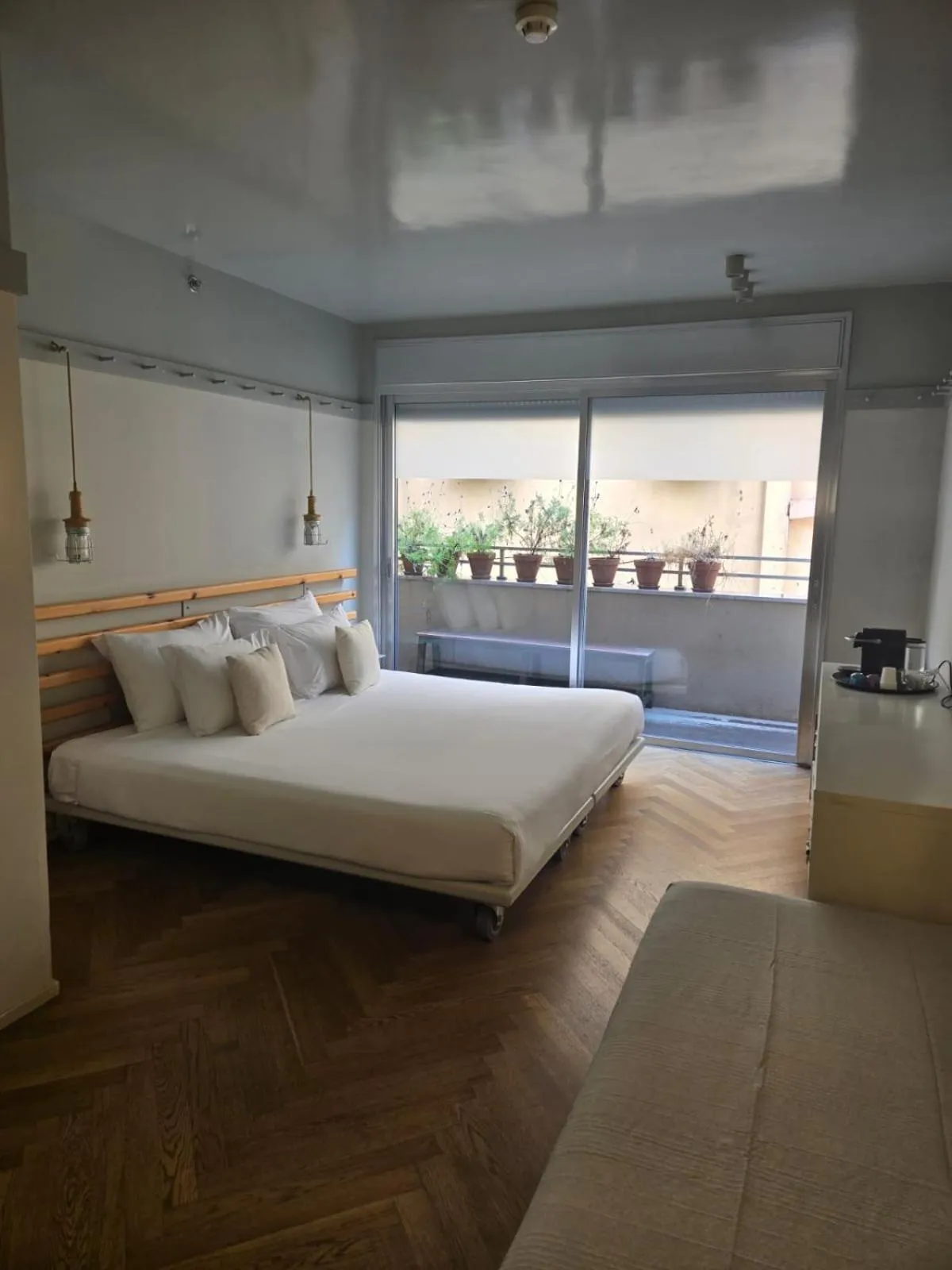 Bed in Florentin House - By HOMY