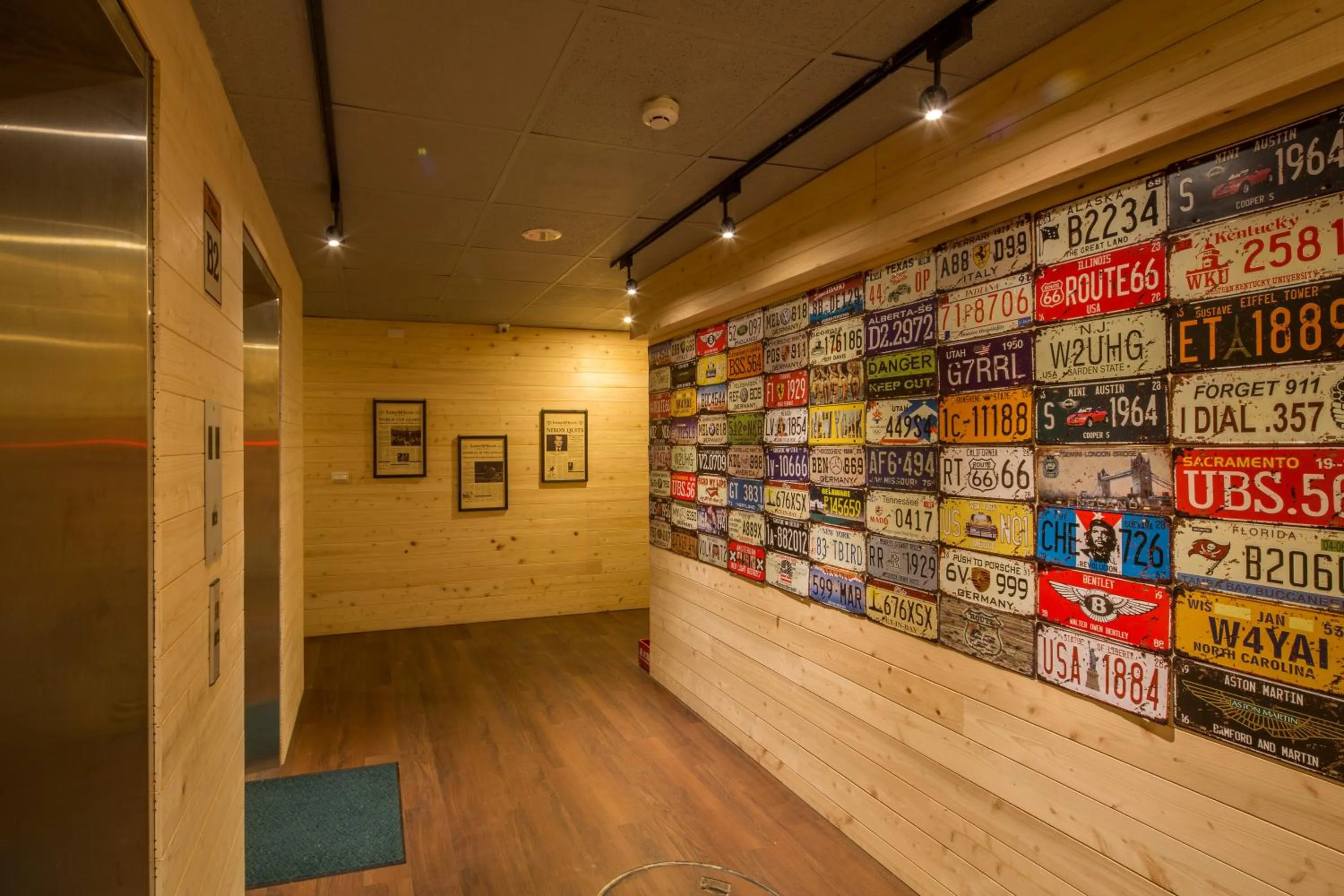 Decorative detail in Roaders Hotel Zhonghua