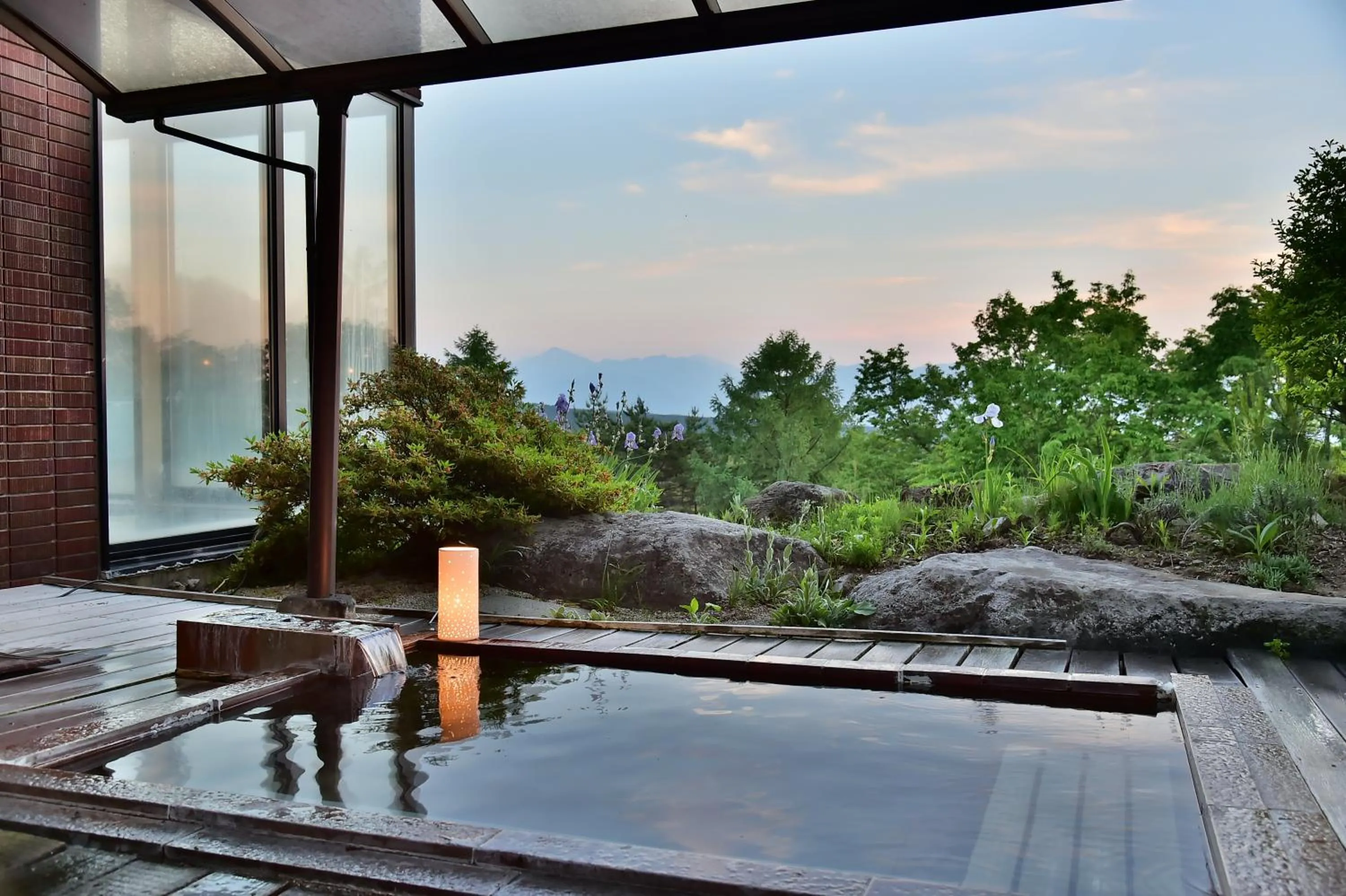 Open Air Bath in Tateshina Park Hotel