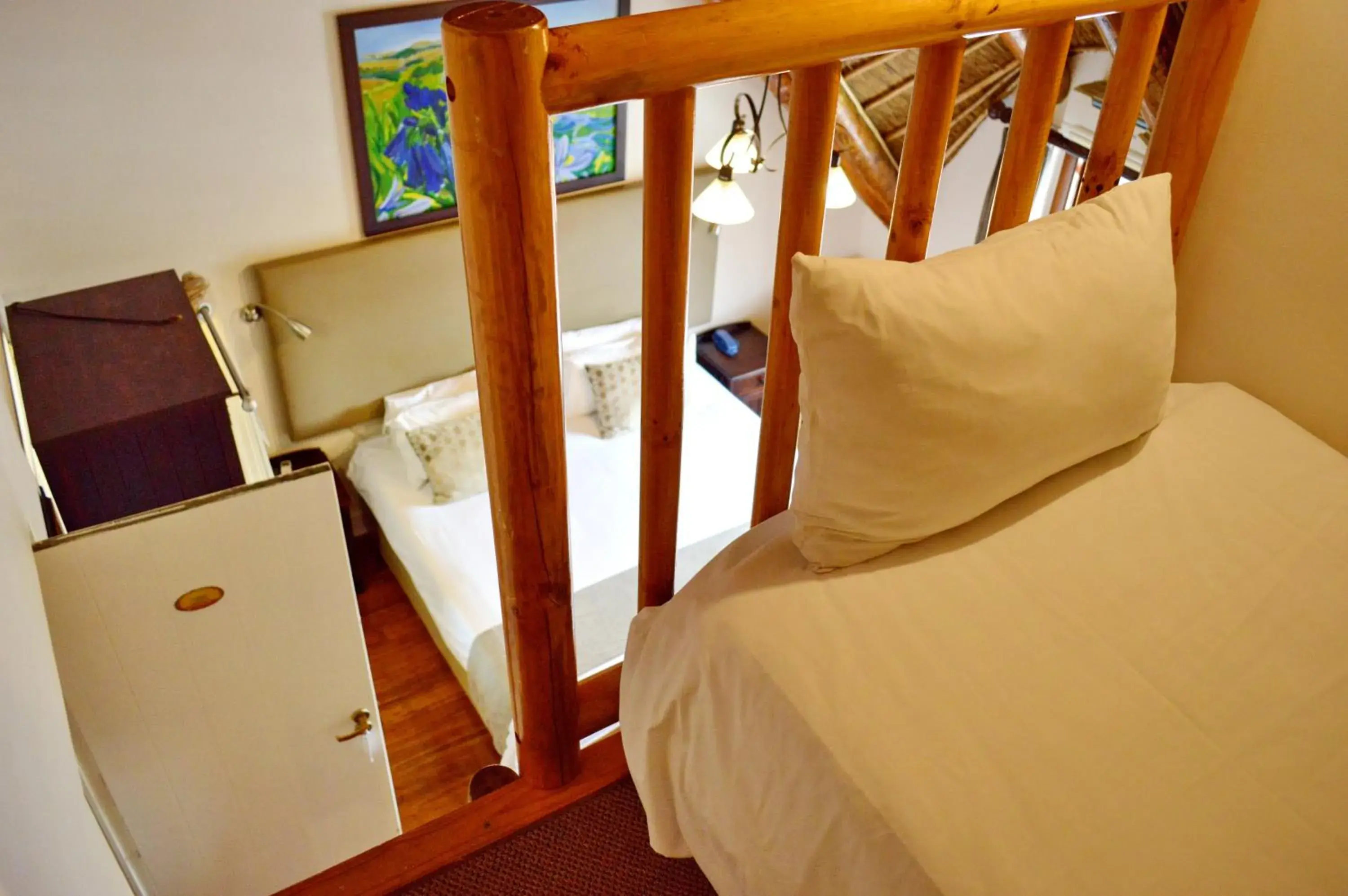 Family Room - single occupancy in Oakhurst Hotel Family Room - single occupancy in Oakhurst Hotel