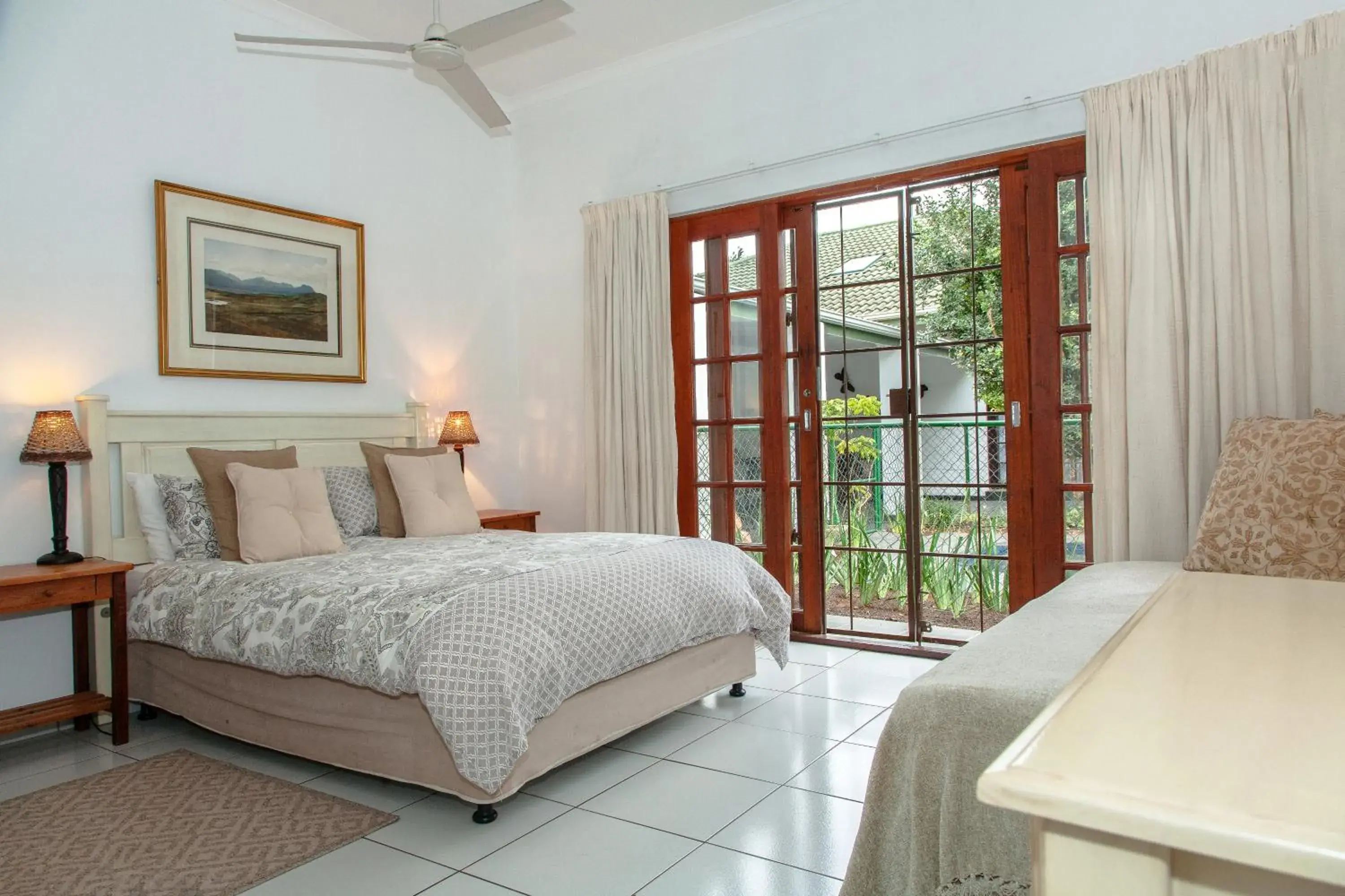 Double Room - single occupancy in Rivendell Bed and Breakfast Double Room - single occupancy in Rivendell Bed and Breakfast