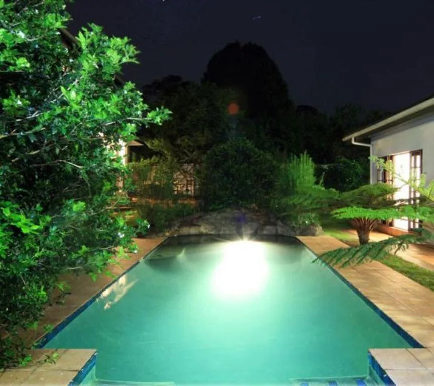 Swimming pool in Rivendell Bed and Breakfast