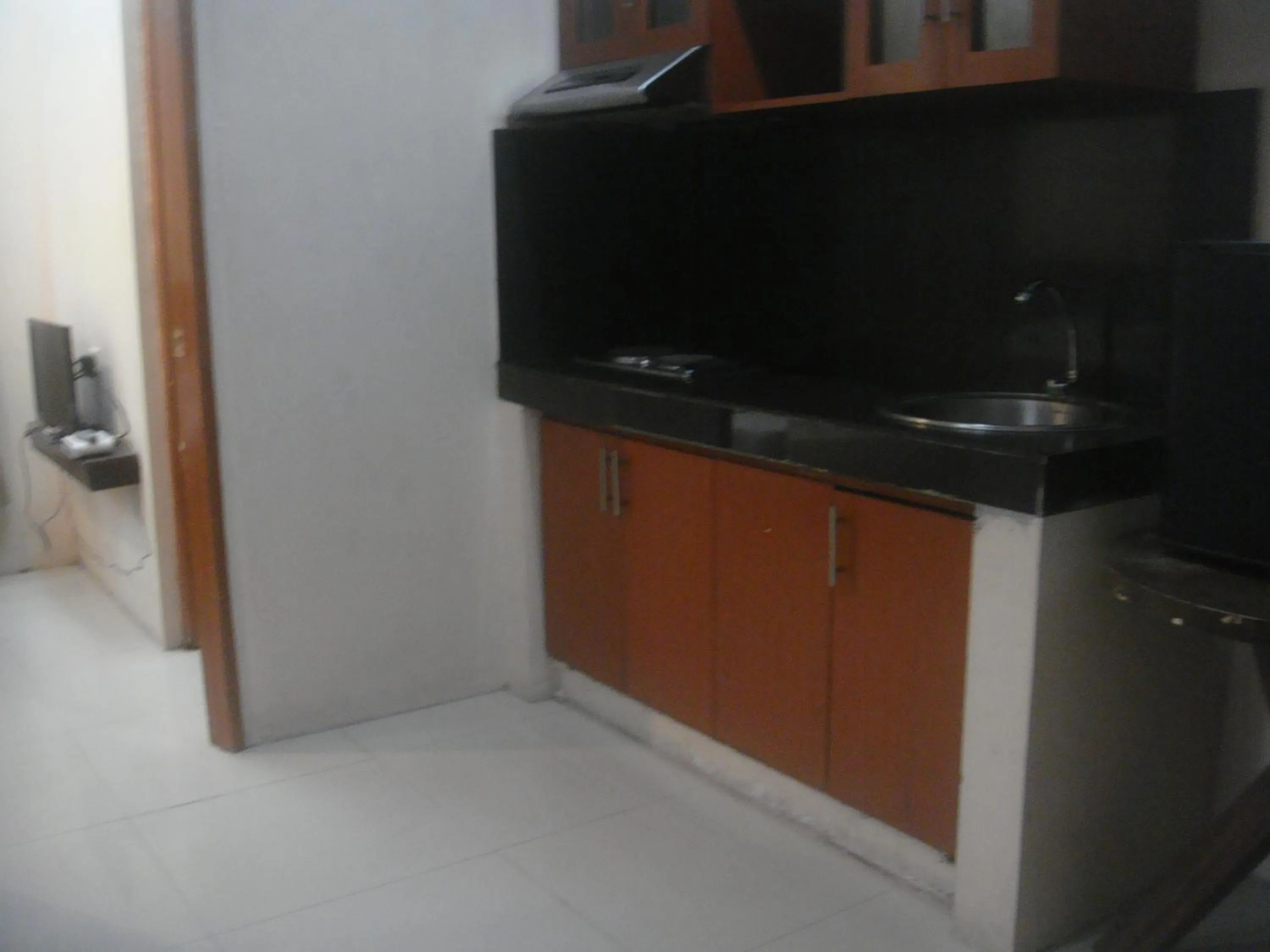 Kitchen or kitchenette in Hidden Pearl Hotel (Janus Luxury Suites)