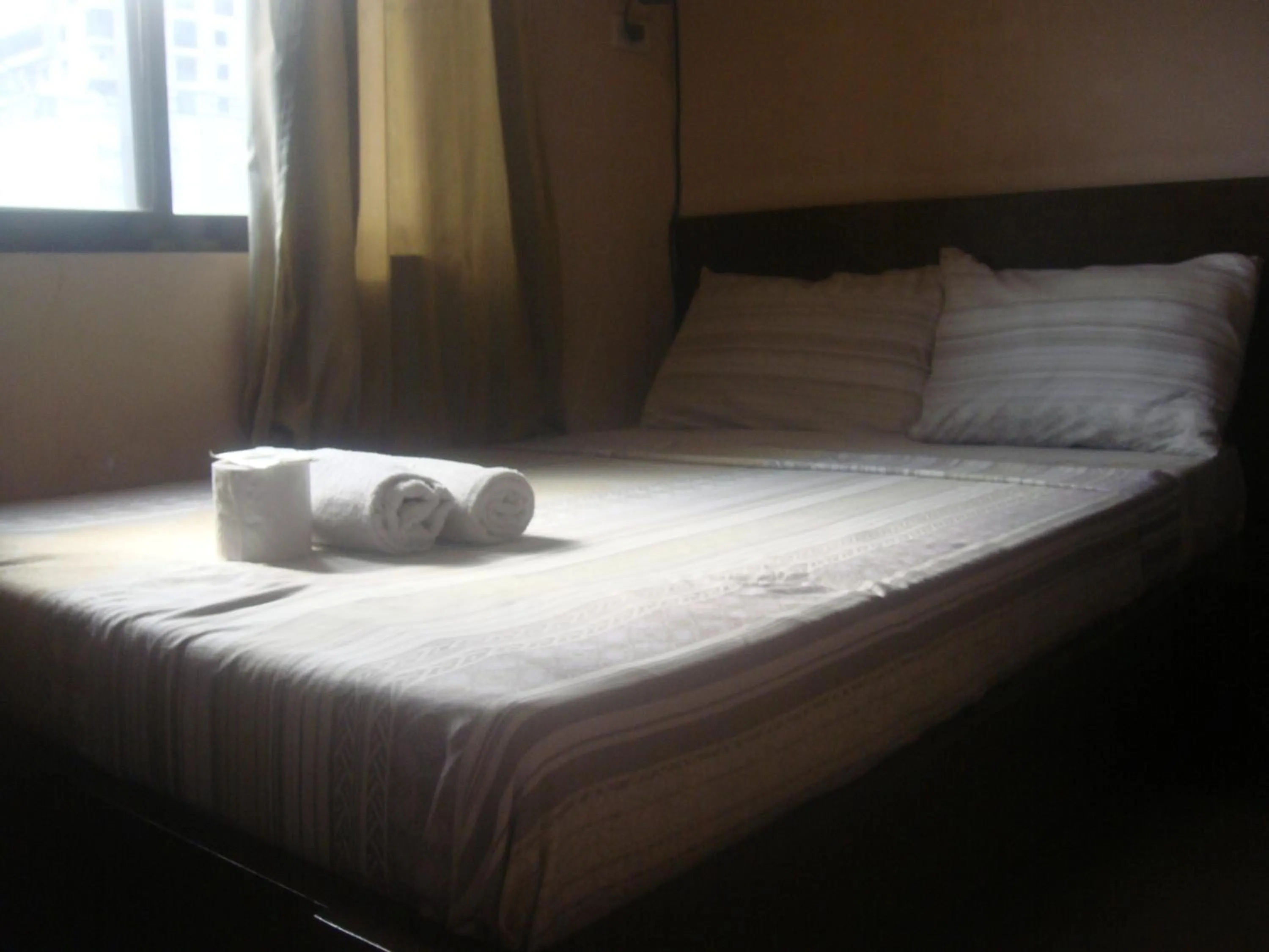 Bed in Hidden Pearl Hotel (Janus Luxury Suites)