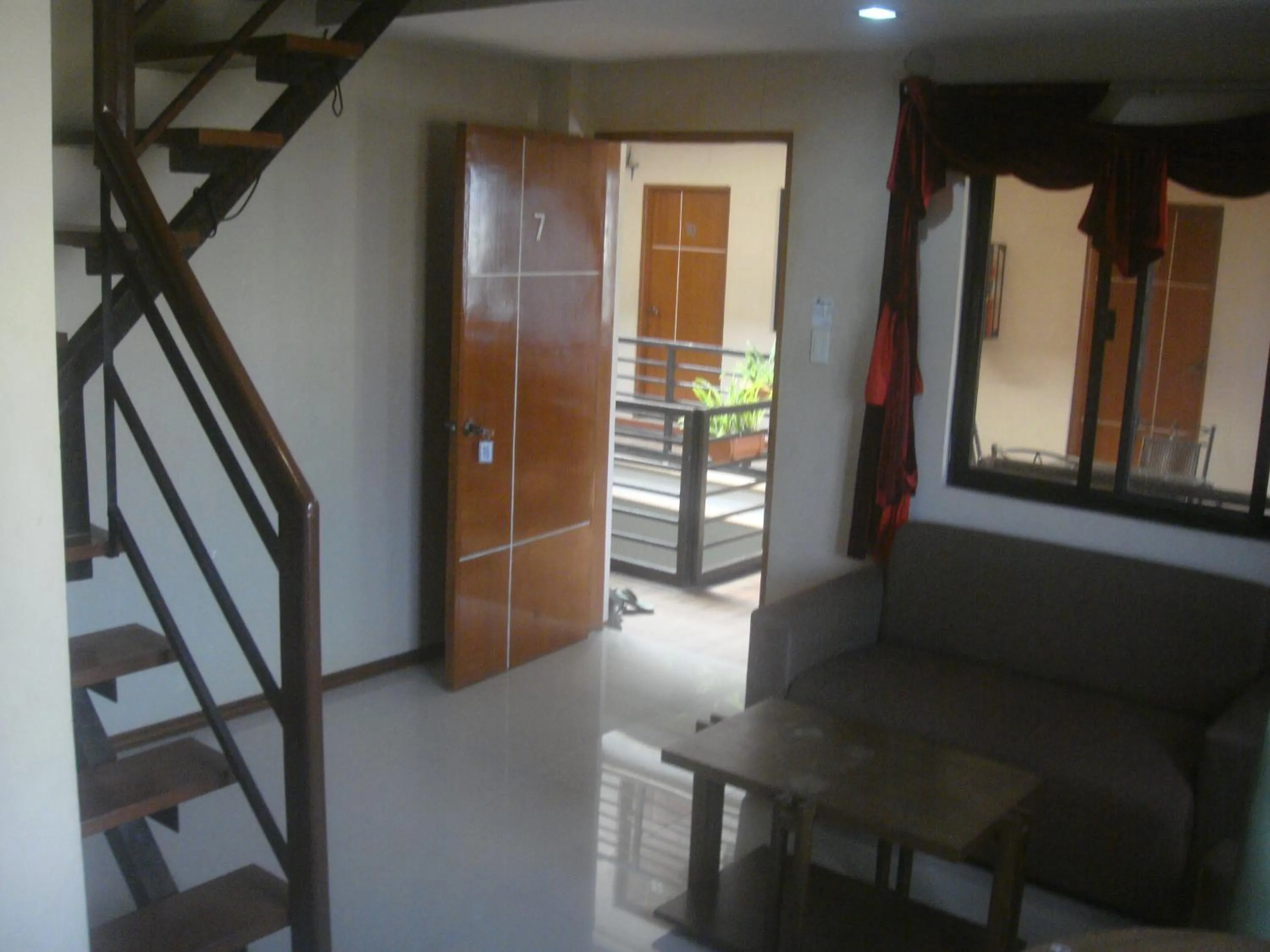 Living room in Hidden Pearl Hotel (Janus Luxury Suites)