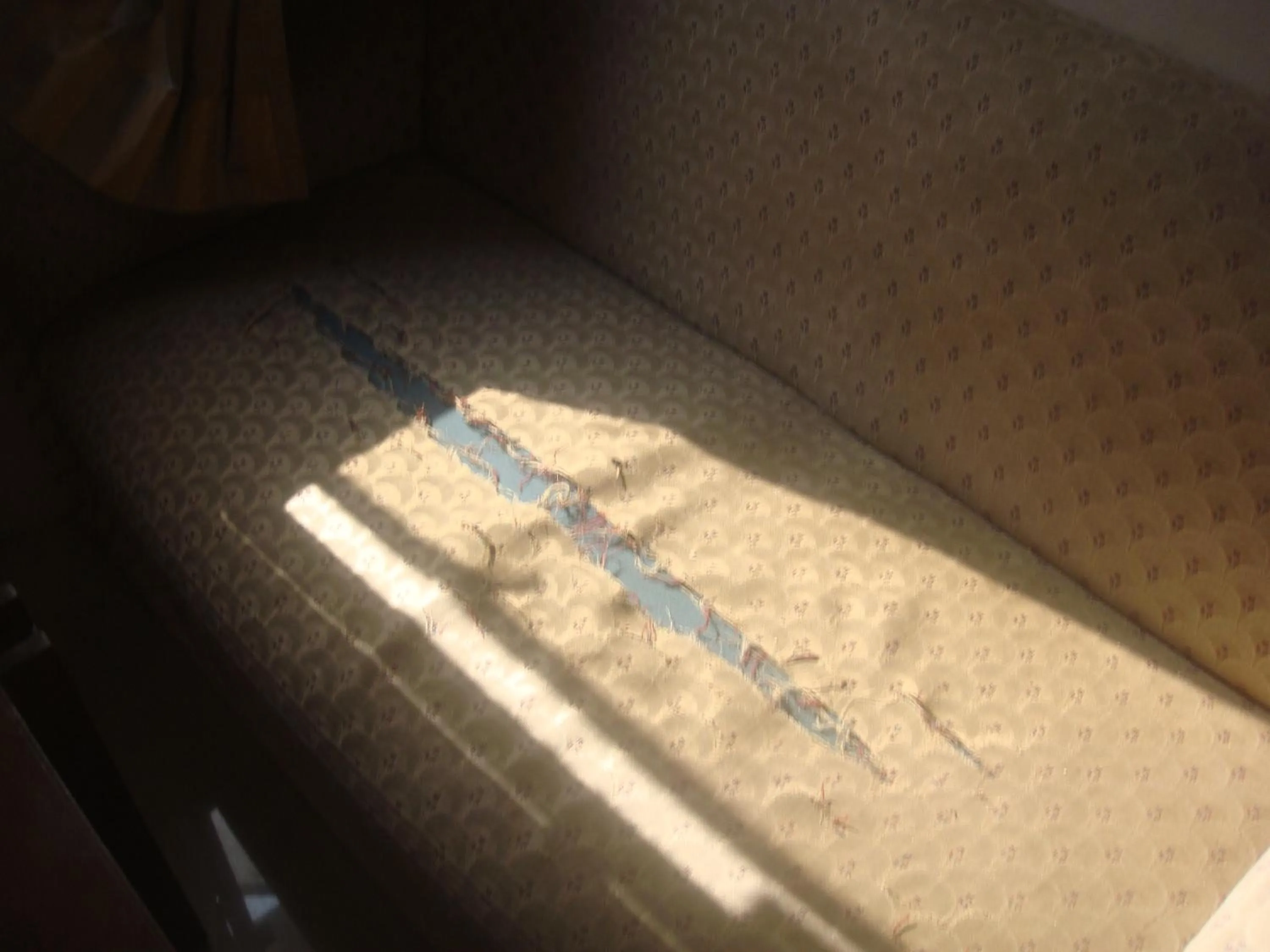 Day in Hidden Pearl Hotel (Janus Luxury Suites)