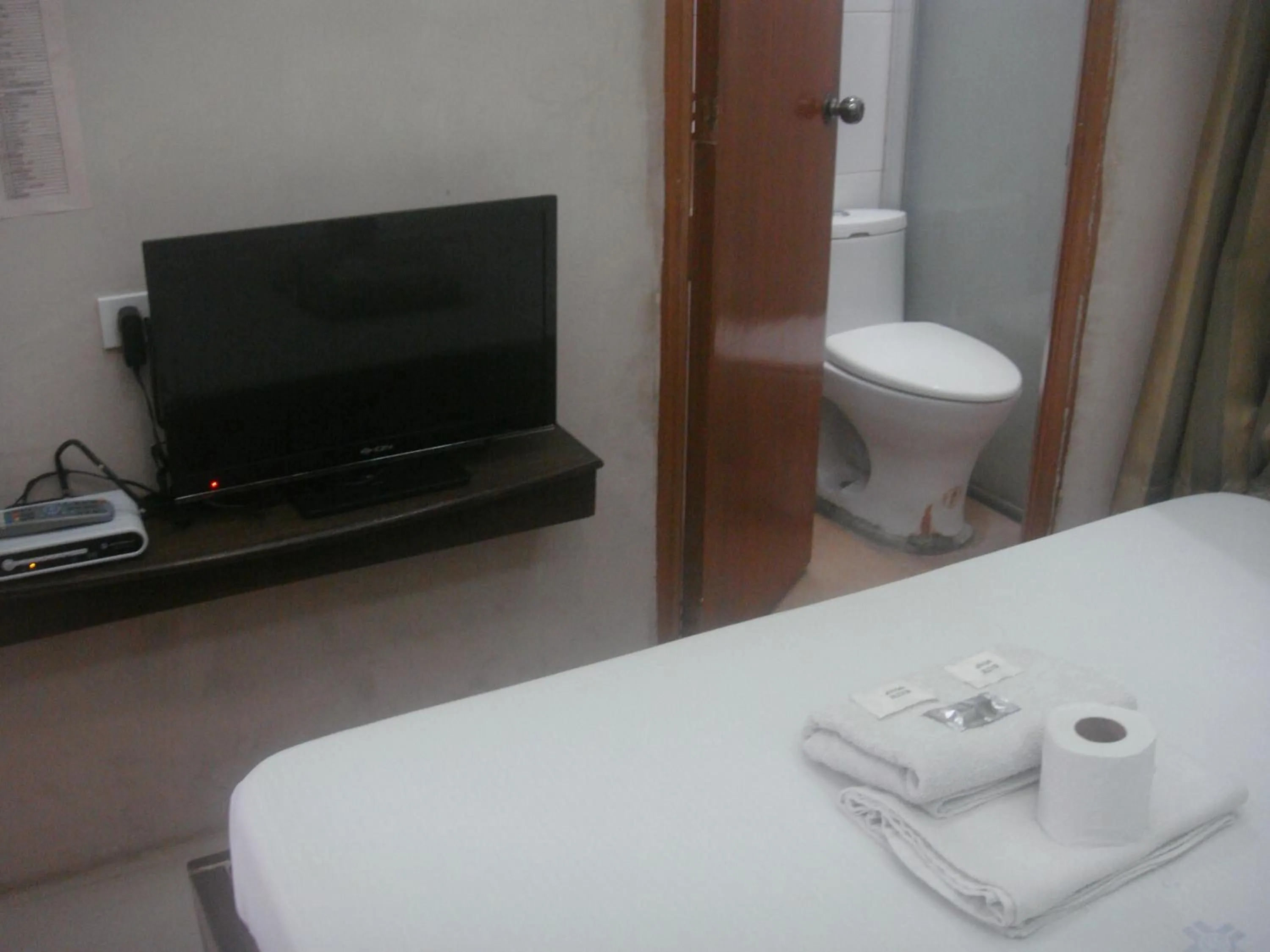 Decorative detail in Hidden Pearl Hotel (Janus Luxury Suites)