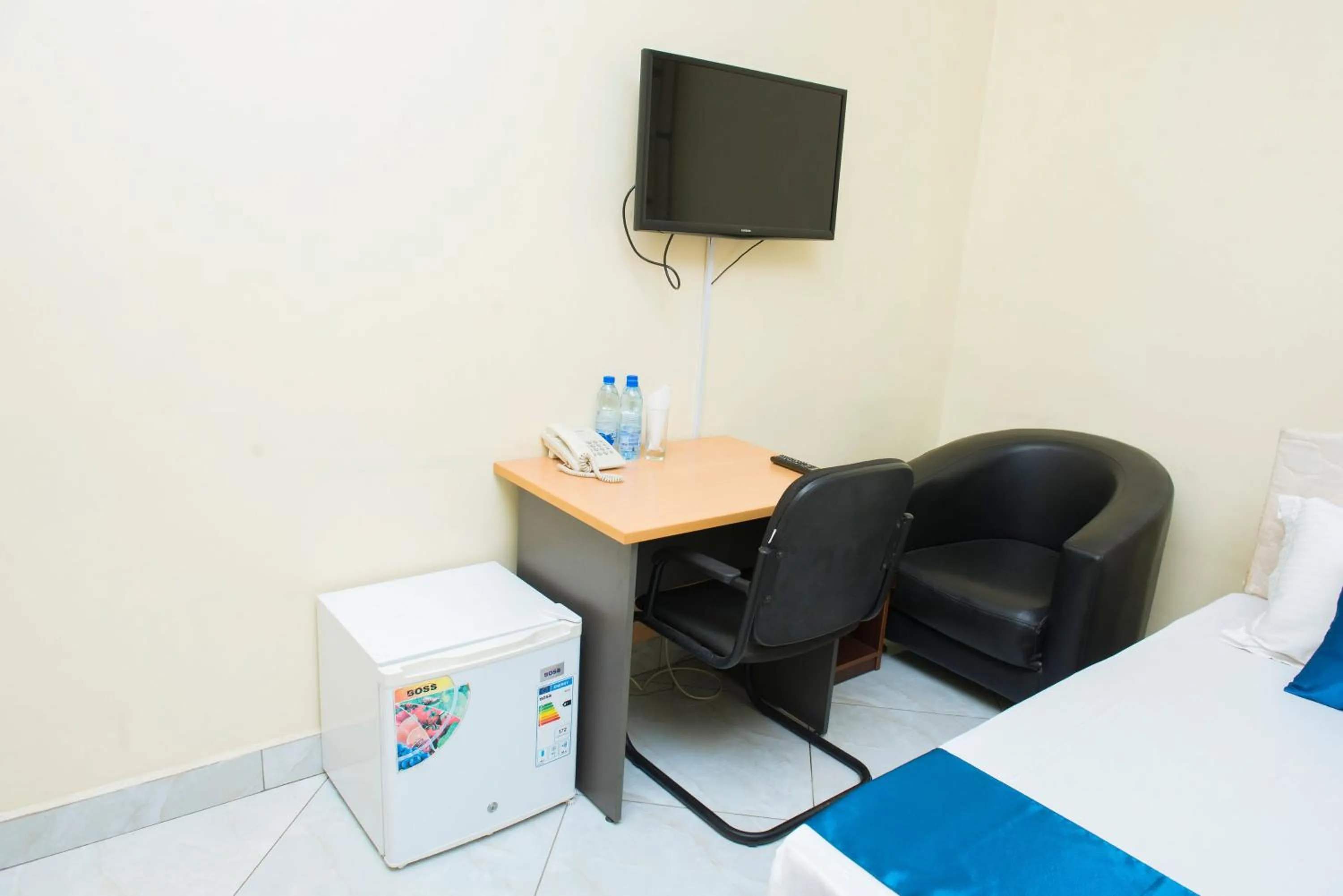 TV and multimedia in Airport Transit Lodges