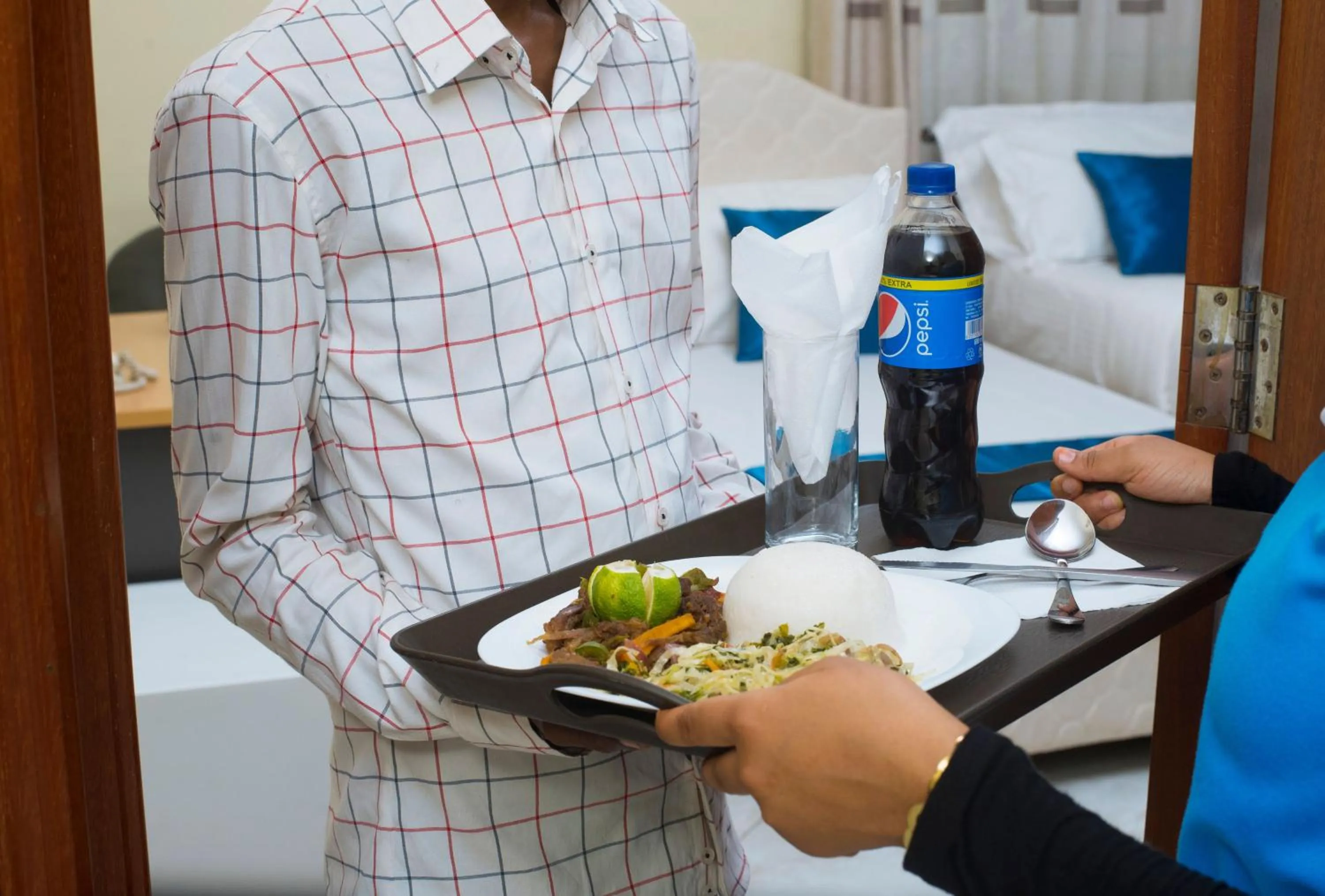 Food in Airport Transit Lodges