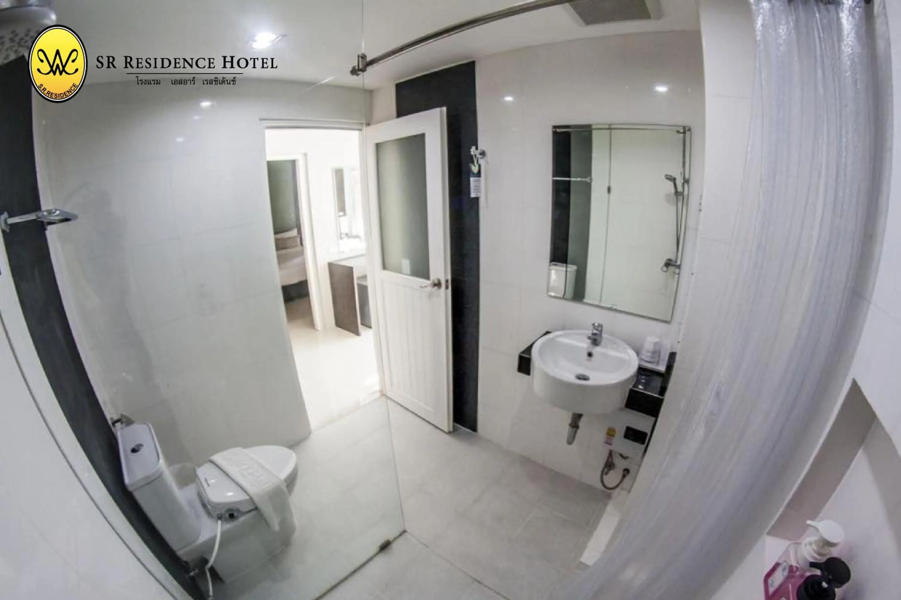 Bathroom in SR Residence Hotel