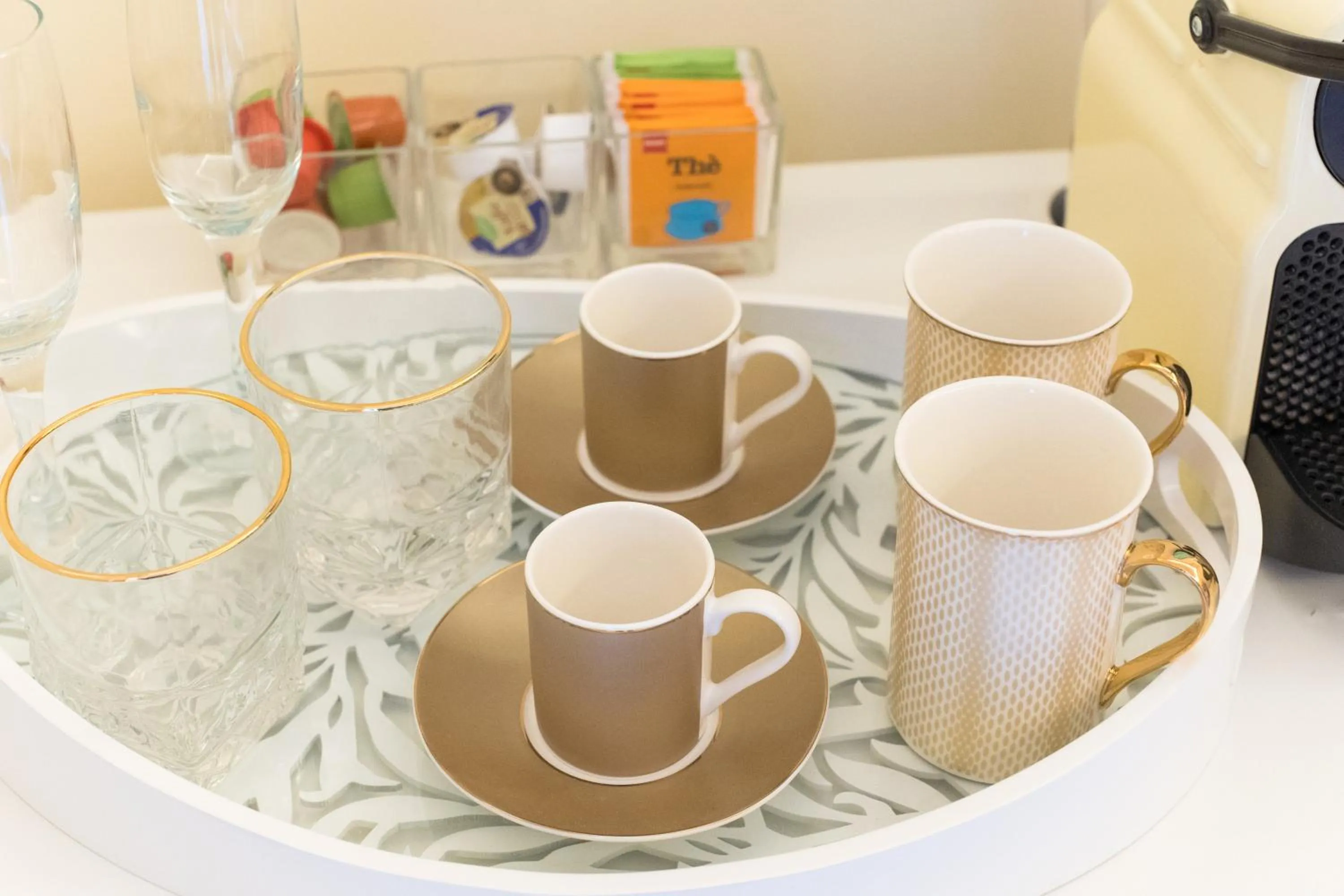 Coffee/tea facilities in BQ House Milizie Luxury Rooms