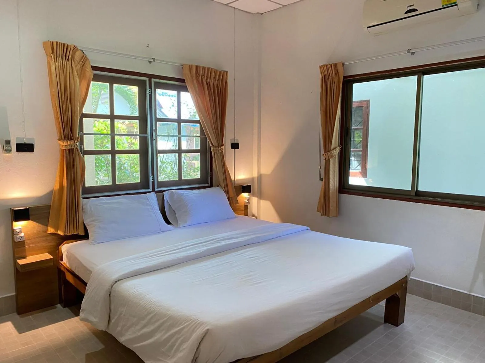 Property building, Bed in Coconut Bungalow