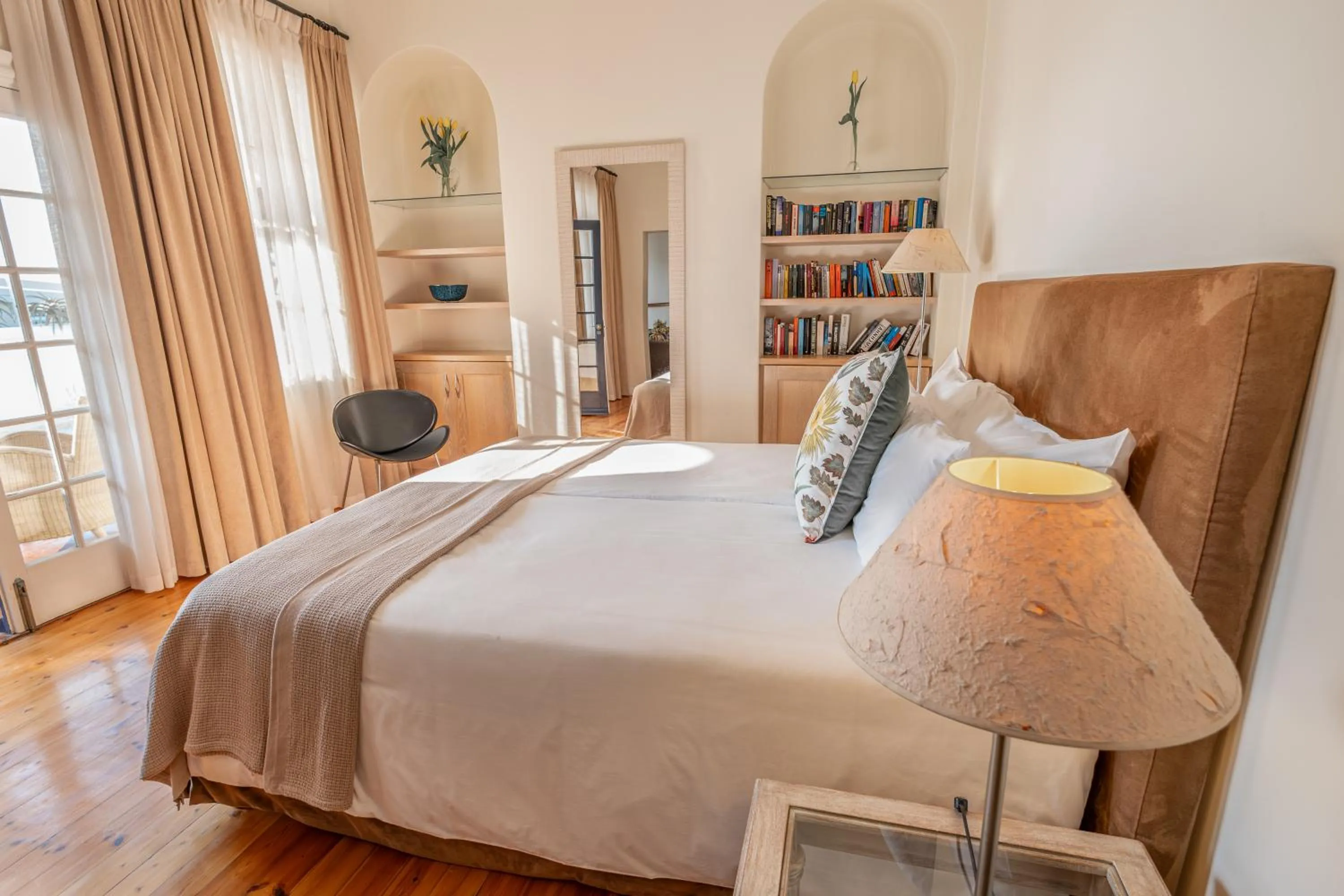 Bedroom, Bed in The Walden Suites