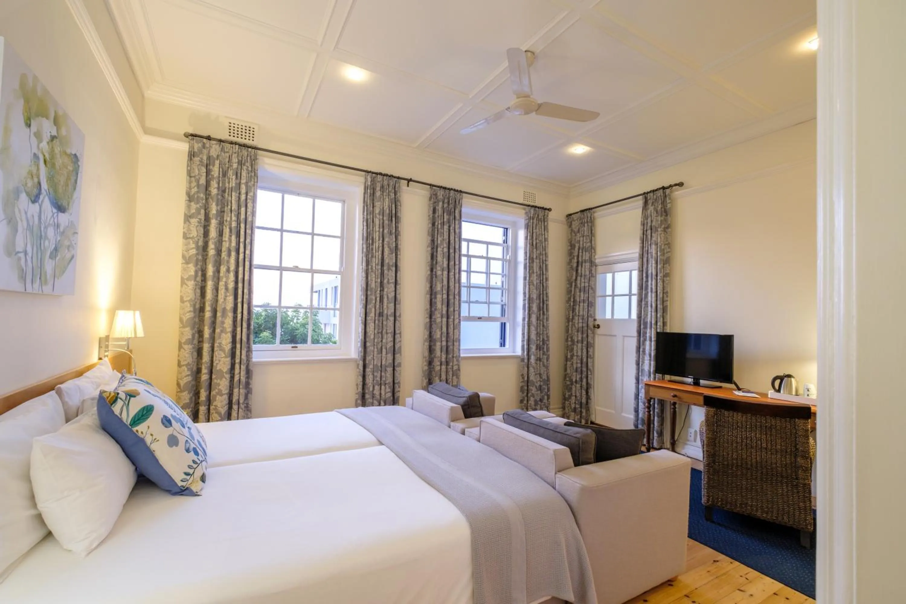 Bedroom, Bed in The Walden Suites