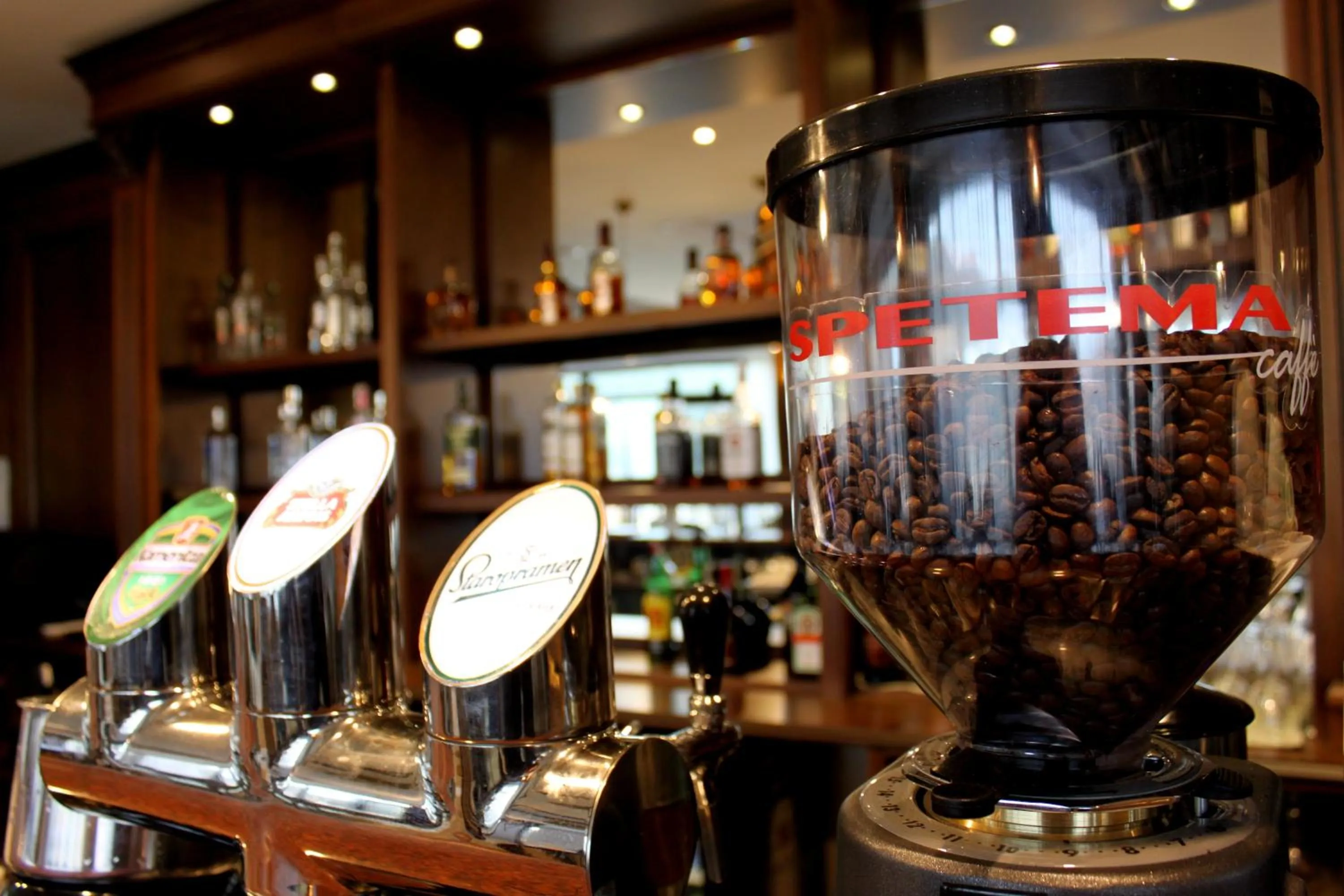 Drinks in Park Hotel and SPA Vella Hills