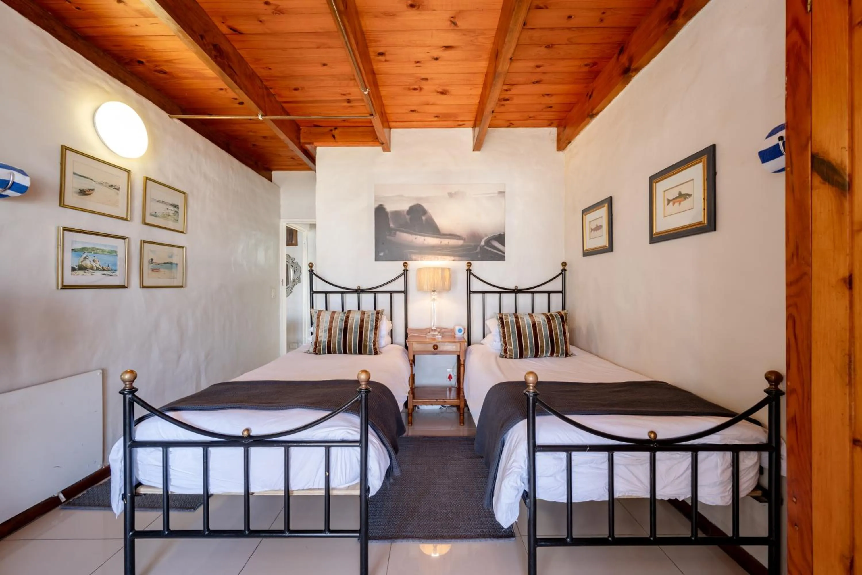 Bed in The Farmhouse Hotel