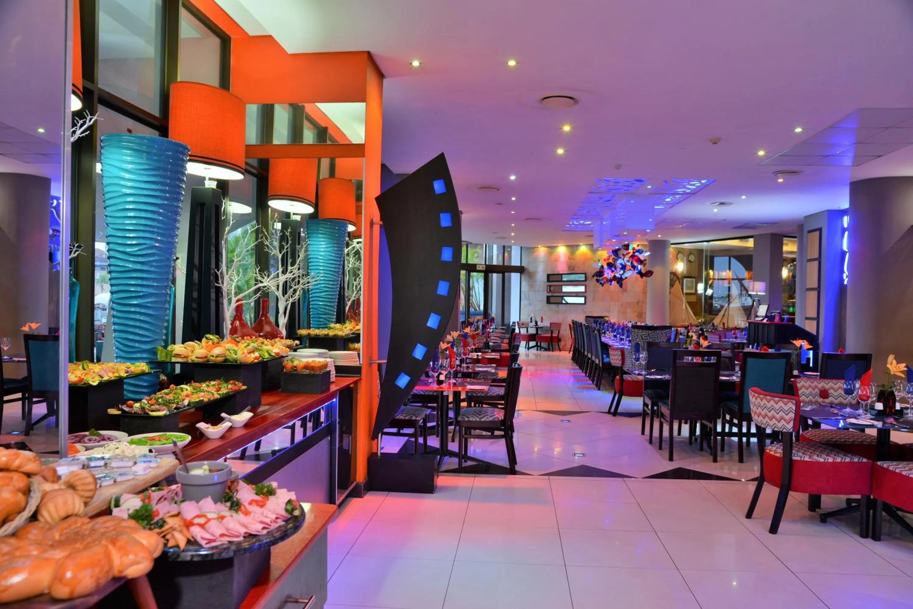 Restaurant/places to eat in BON Hotel Waterfront Richards Bay