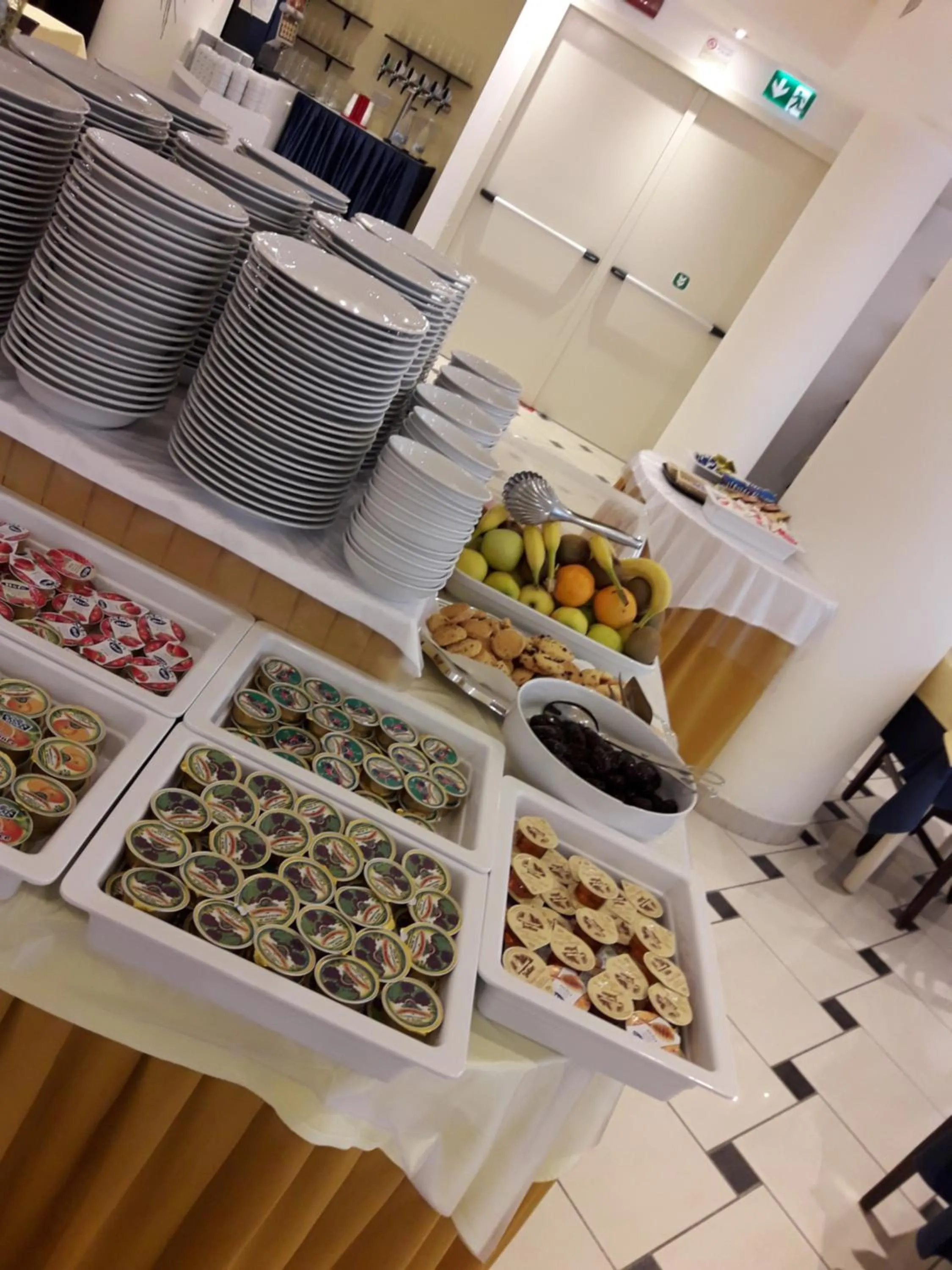 Buffet breakfast in Hotel Lem-Casadei