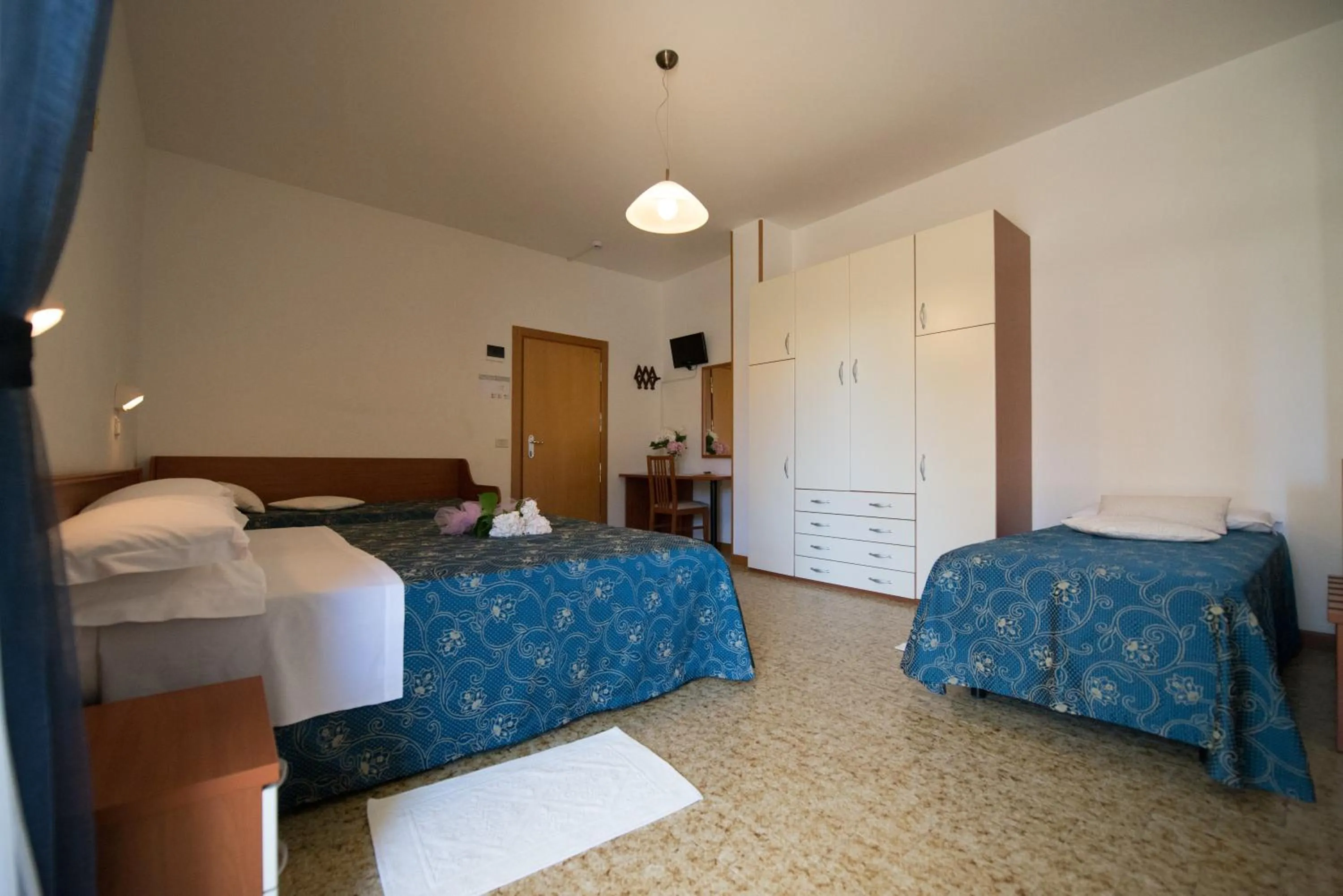 Photo of the whole room, Bed in Hotel Lem-Casadei