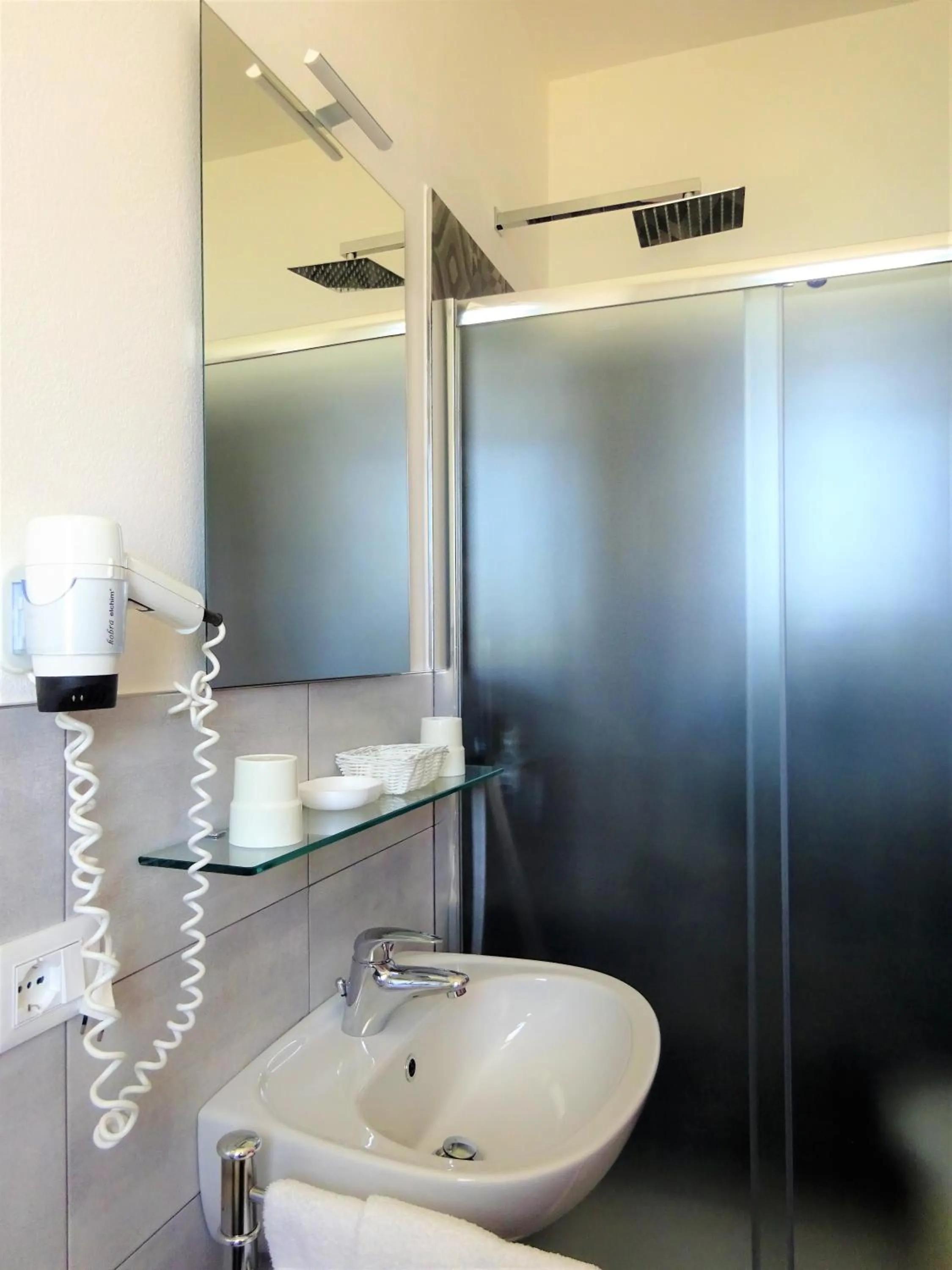 Bathroom in Hotel Lem-Casadei