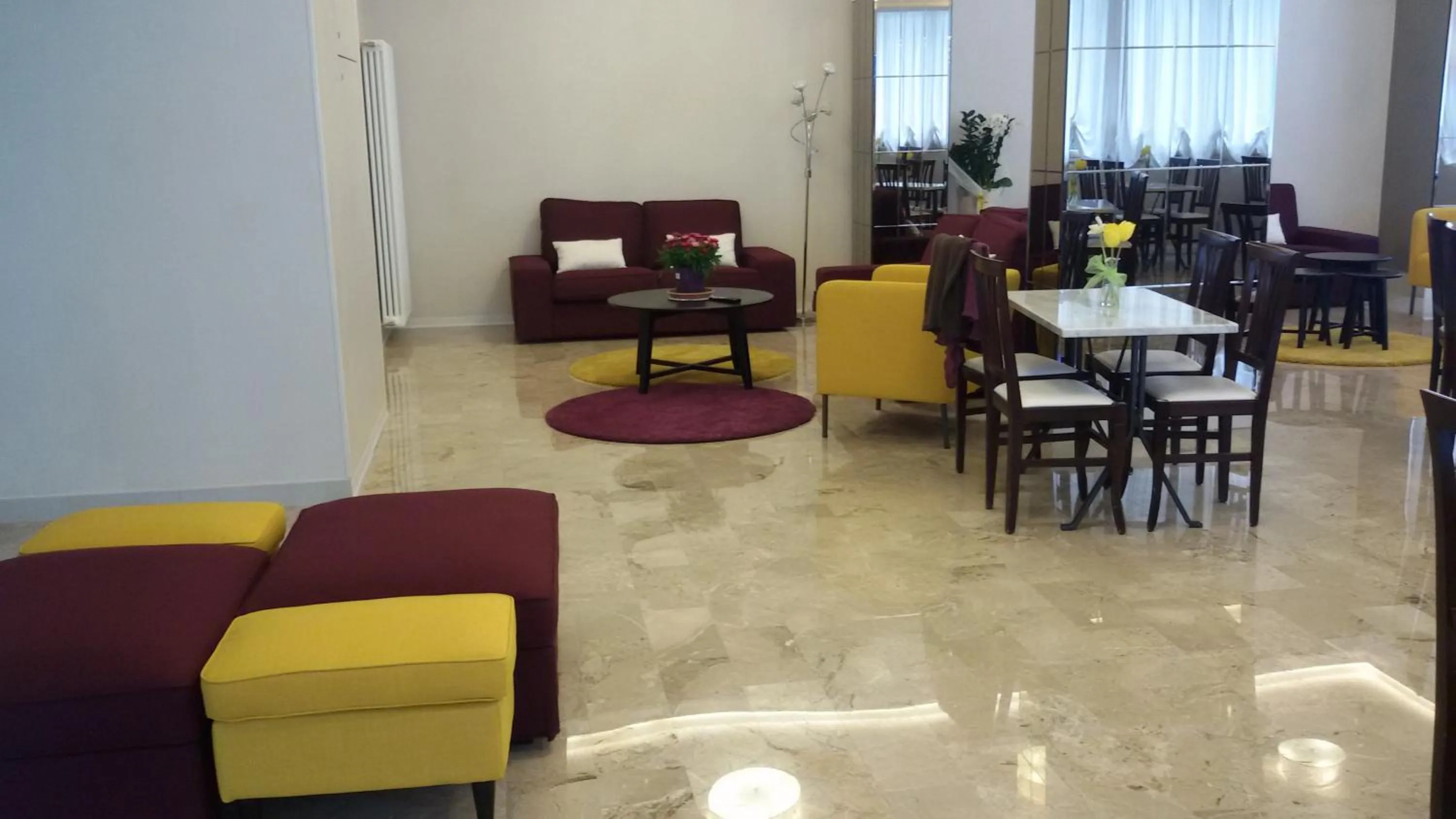 Lounge or bar in Hotel Lem-Casadei