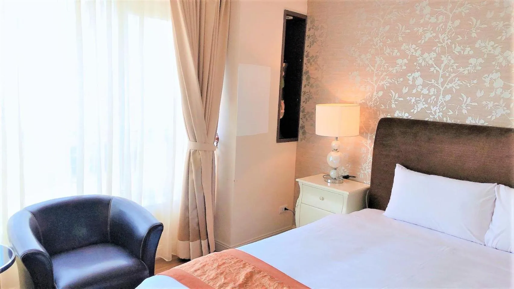 Bed in Taitung Z. Hotel