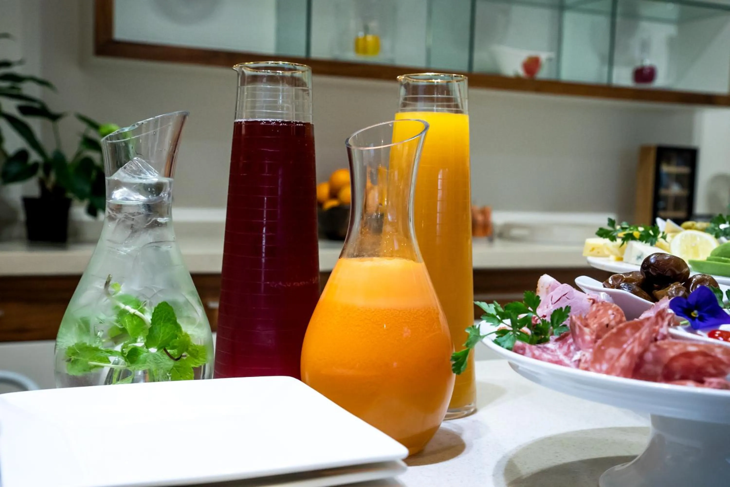 Food and drinks in Selkirk House