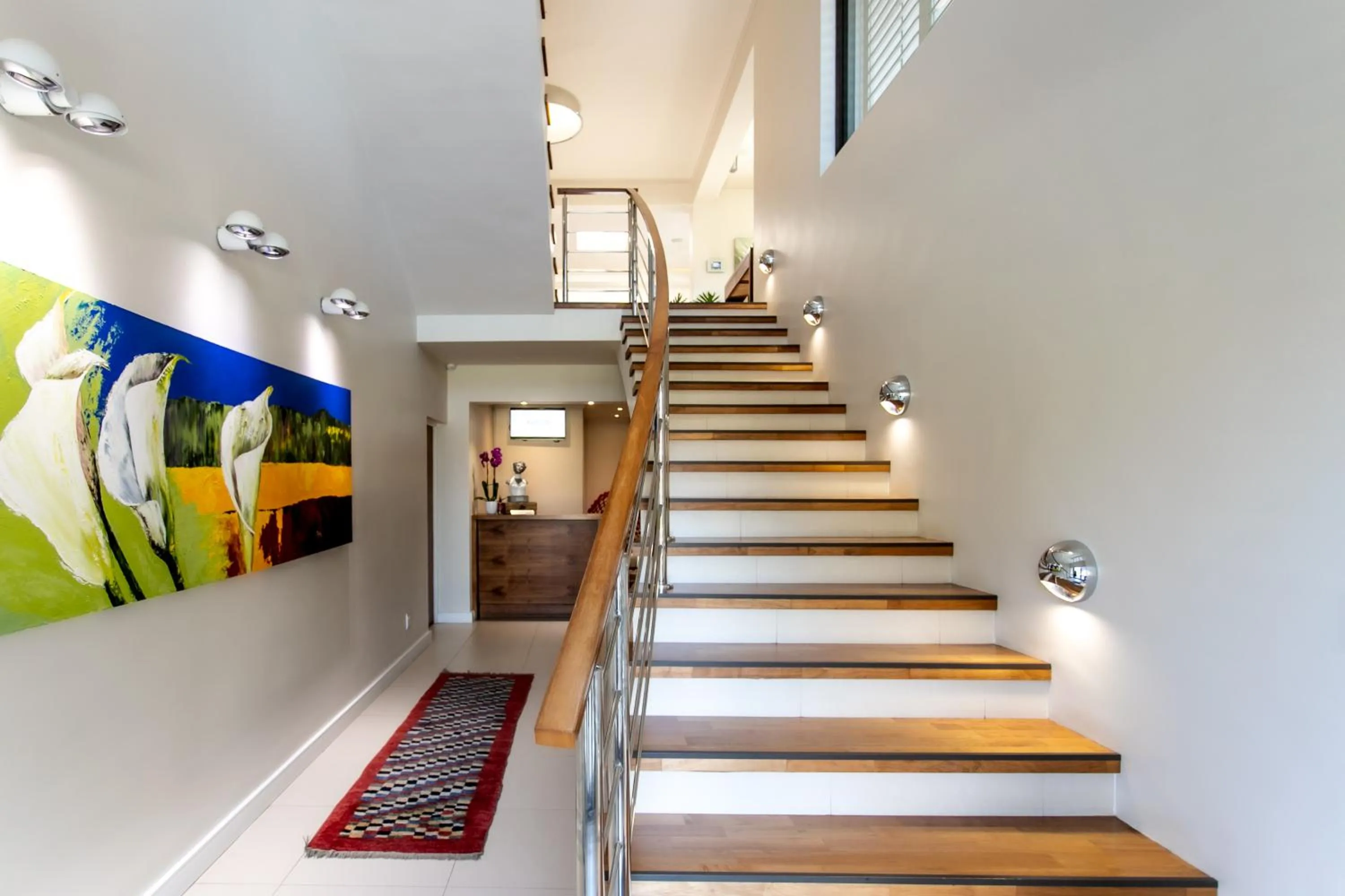 Facade/entrance in Selkirk House