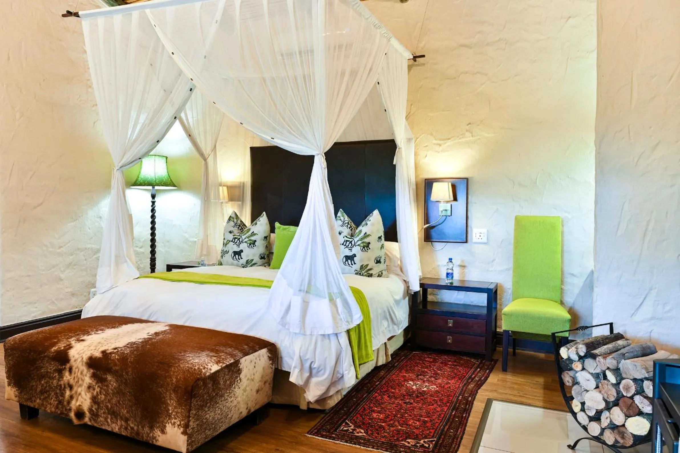 Bed in Woodall Country House and Spa