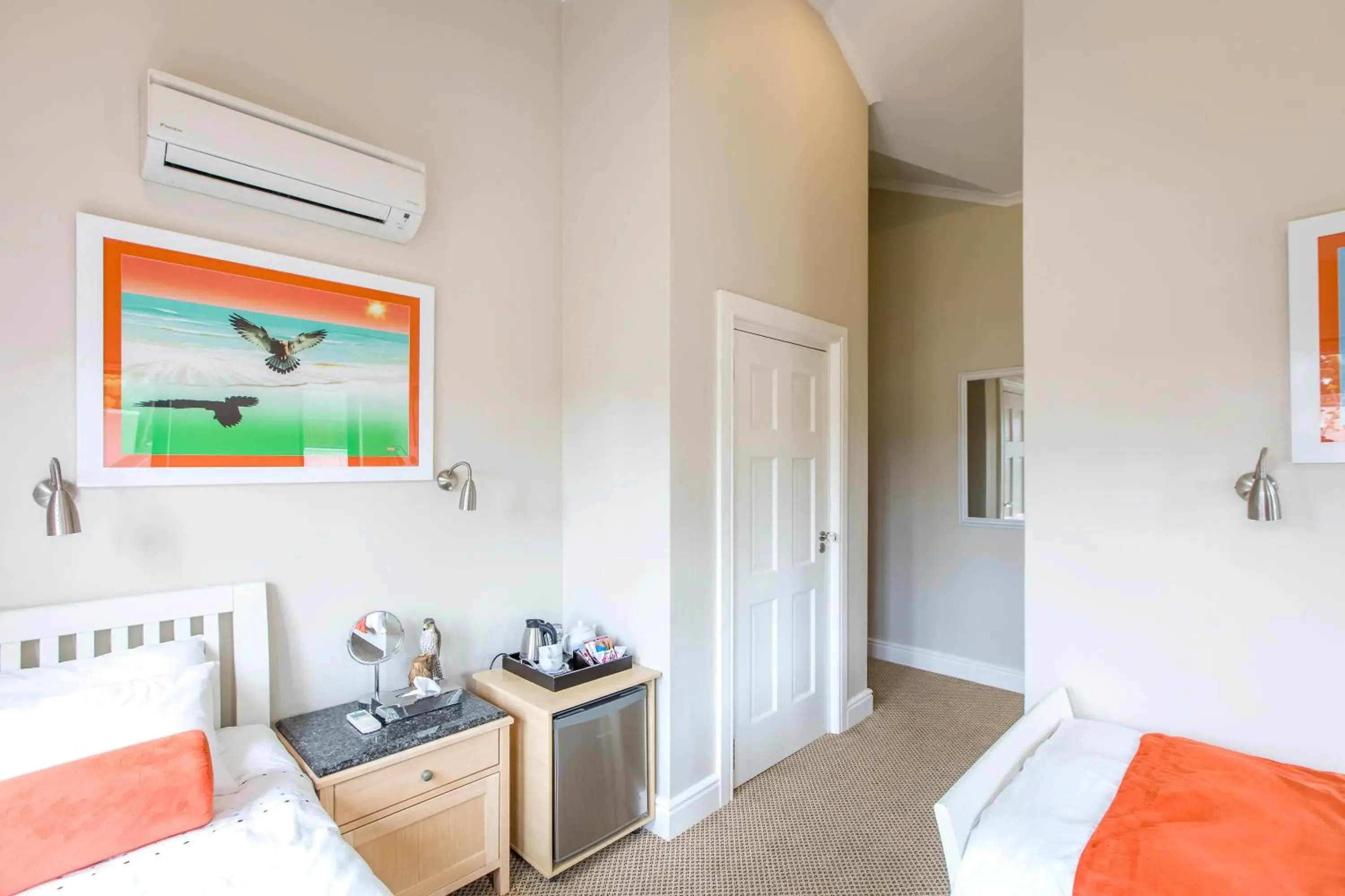 Twin Budget Room - single occupancy in Orange Inn Knysna Twin Budget Room - single occupancy in Orange Inn Knysna