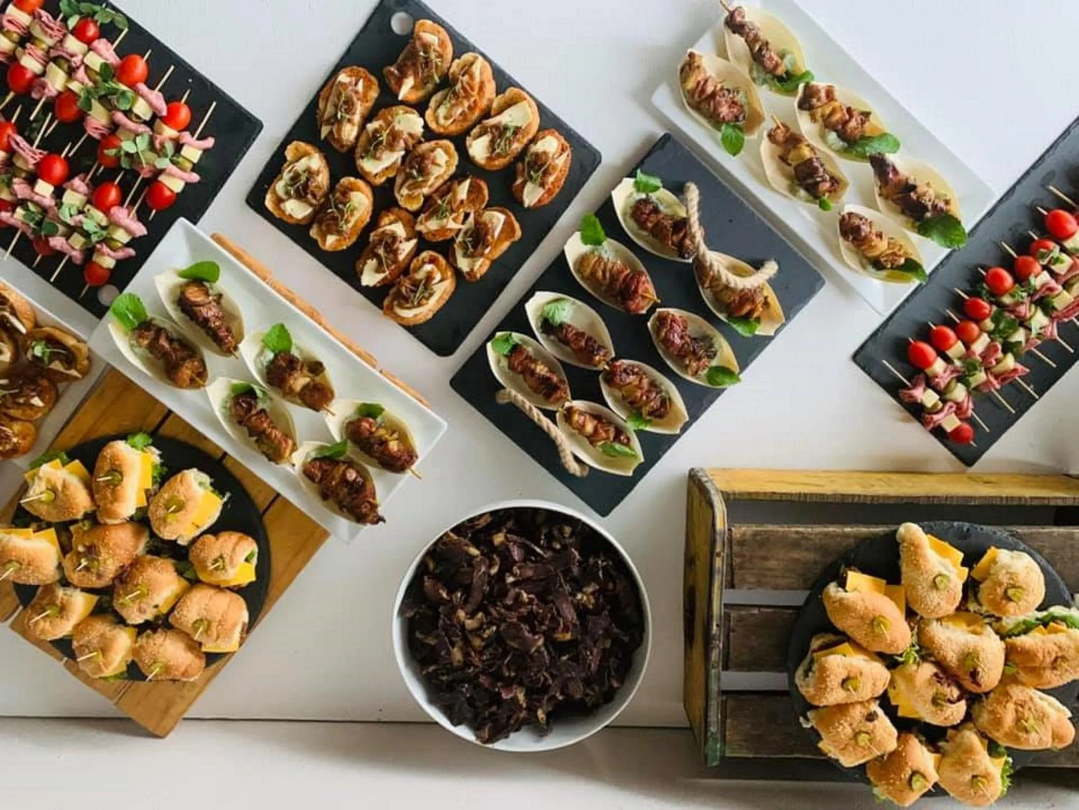 Food and drinks in Mont d'Or Monte Bello Estate